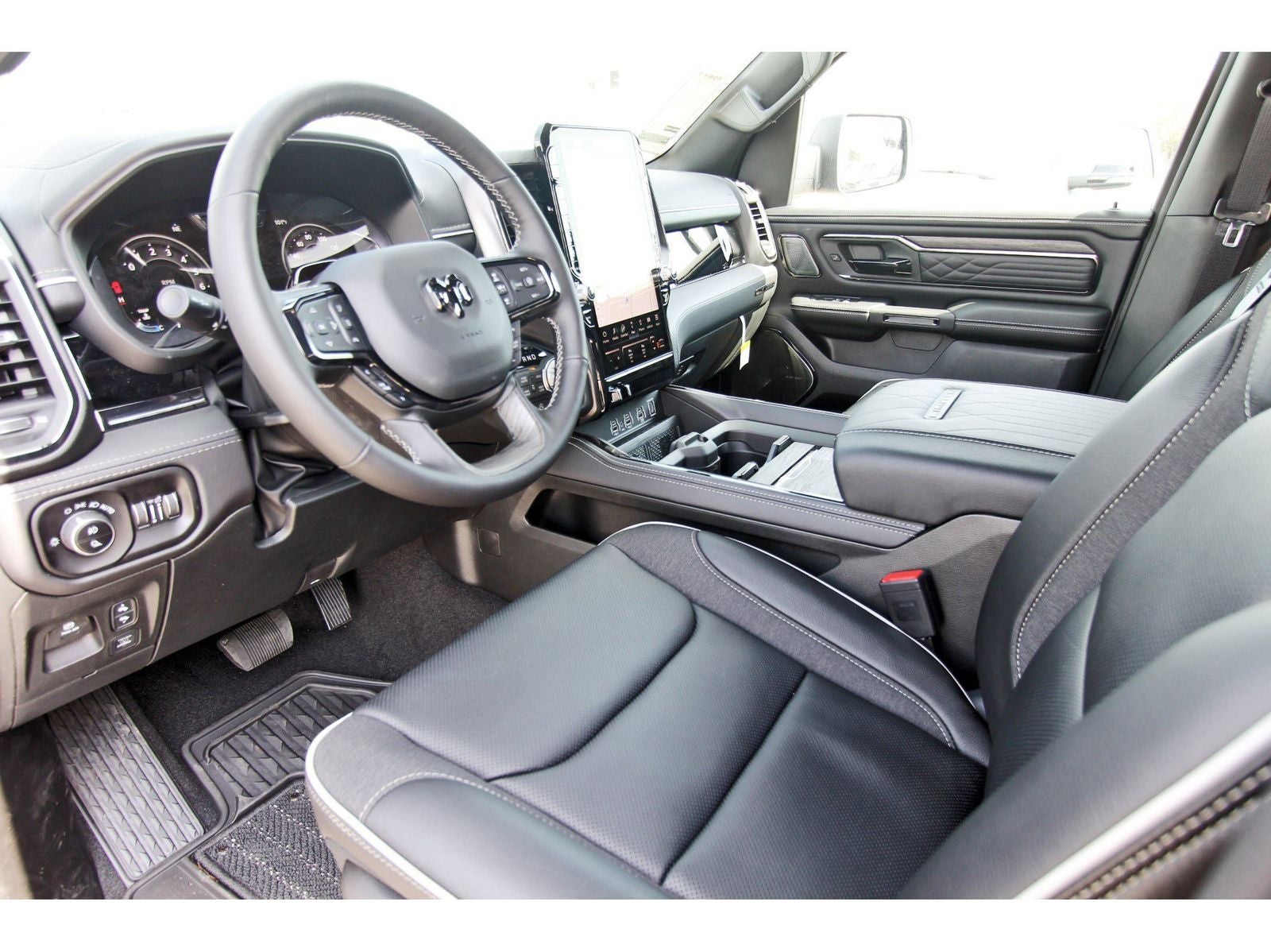 2026 RAM 1500 Limited 4x4 Crew Cab 5'7" Box