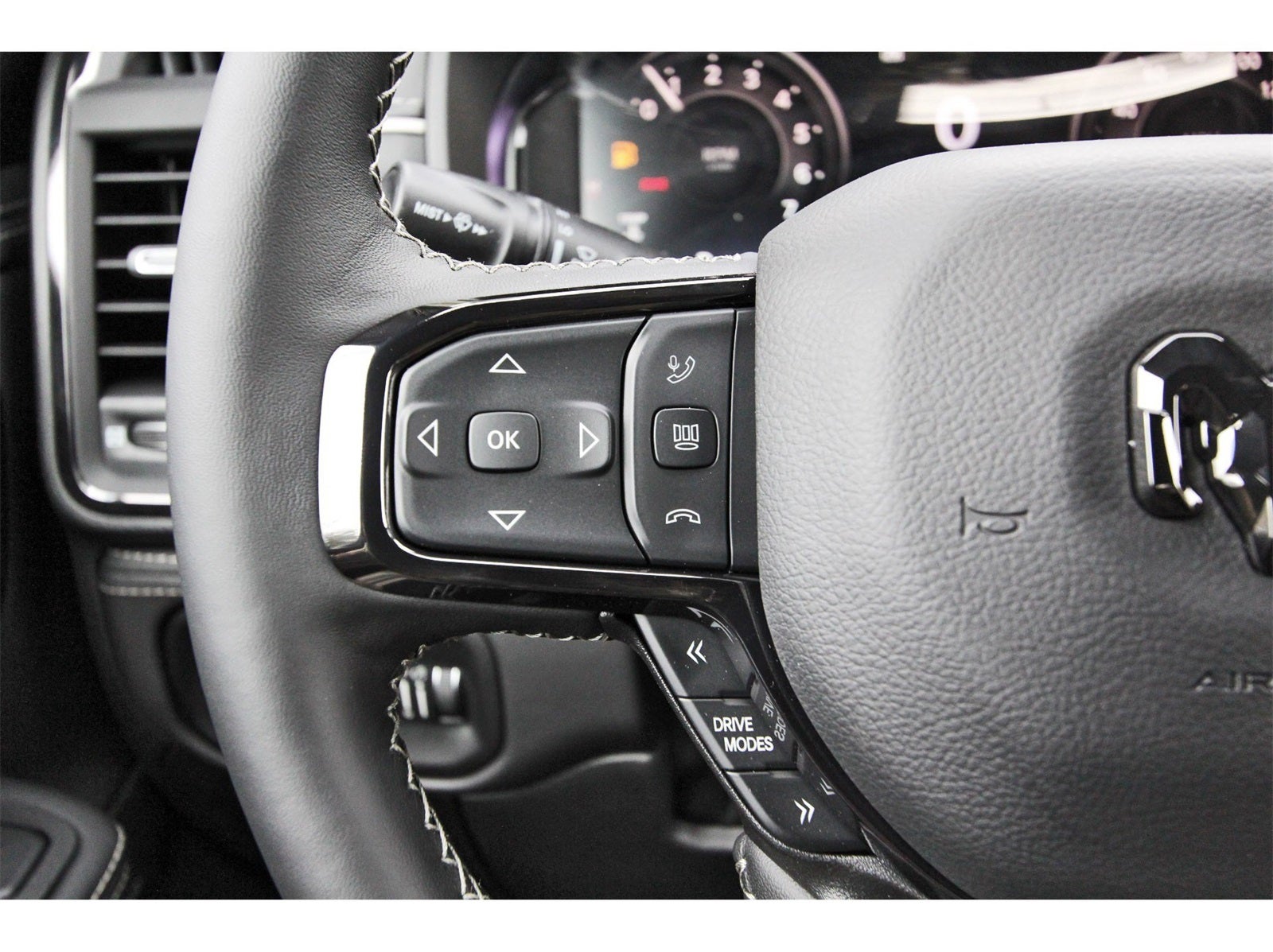 2026 RAM 1500 Limited 4x4 Crew Cab 5'7" Box