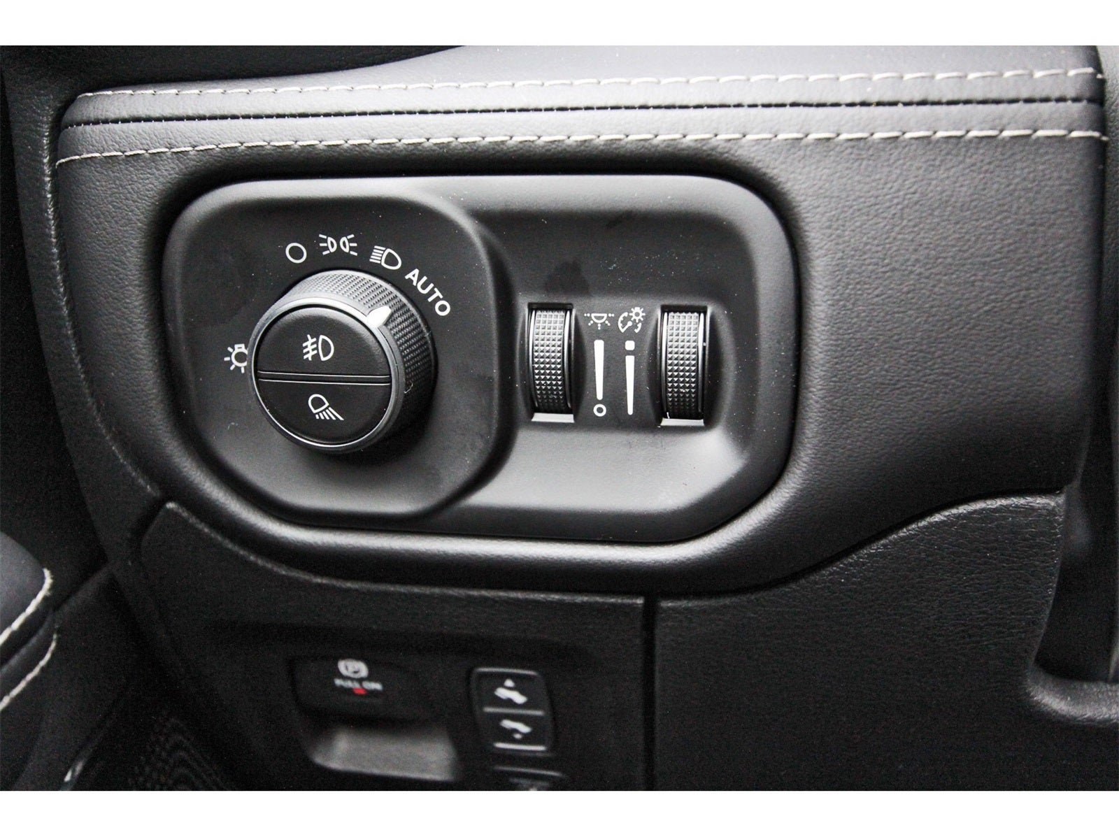 2026 RAM 1500 Limited 4x4 Crew Cab 5'7" Box