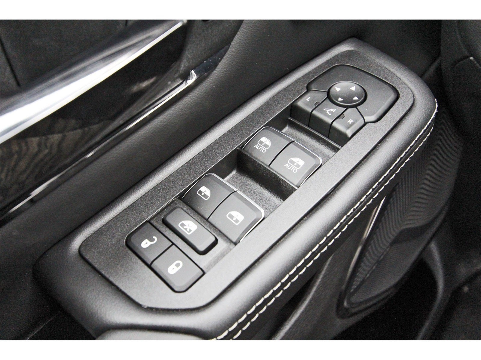 2026 RAM 1500 Limited 4x4 Crew Cab 5'7" Box