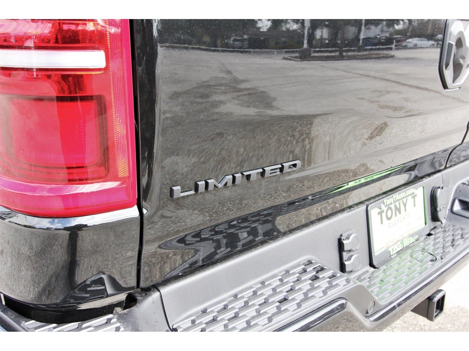 2026 RAM 1500 Limited 4x4 Crew Cab 5'7" Box