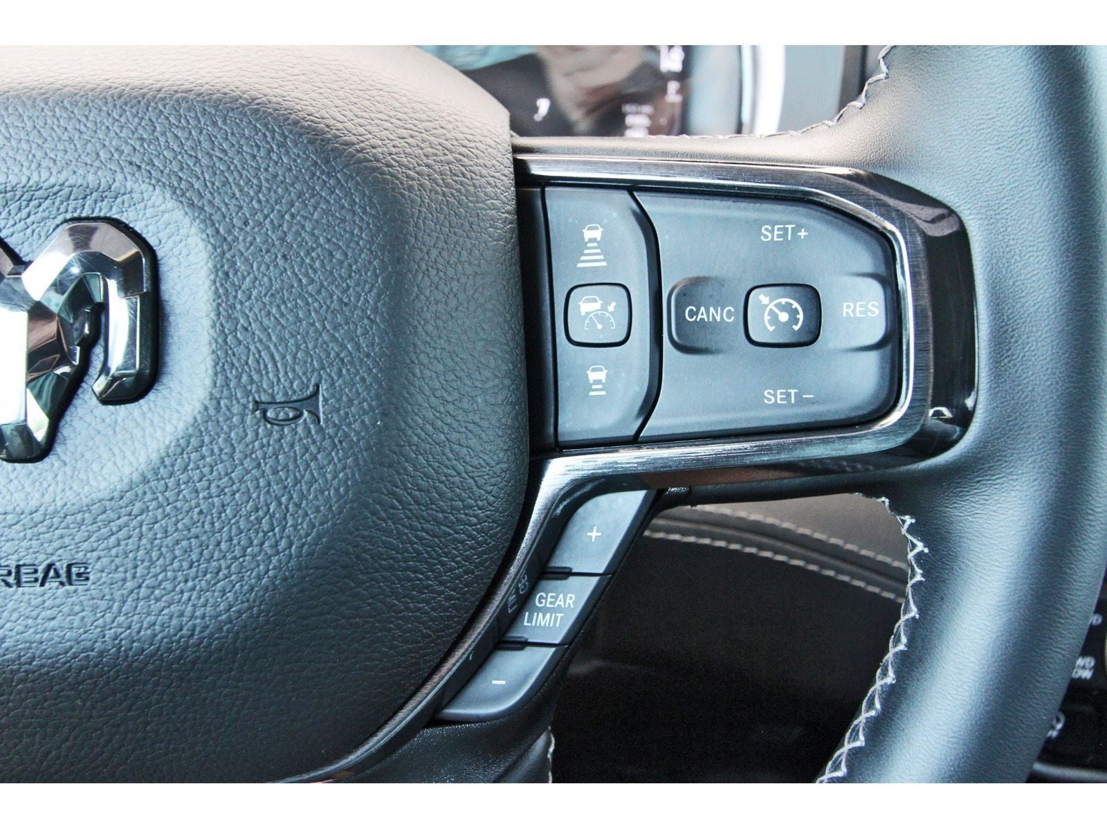 2024 RAM 1500 Limited