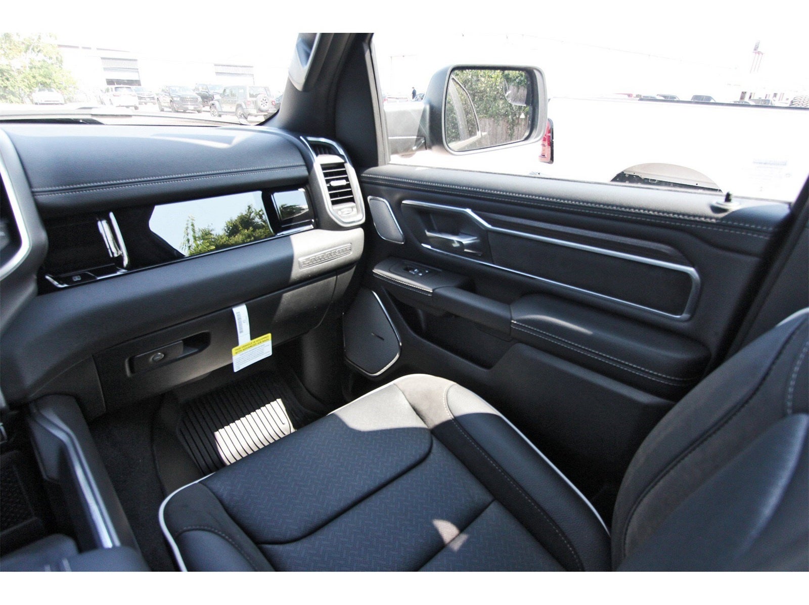 2026 RAM 1500 Laramie 4x4 Crew Cab 5'7" Box