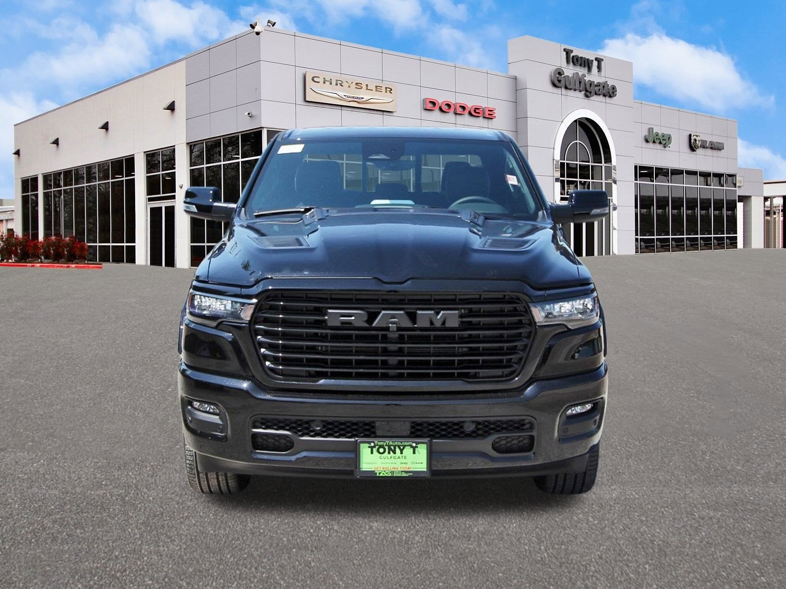 2026 RAM 1500 Laramie 4x4 Crew Cab 5'7" Box