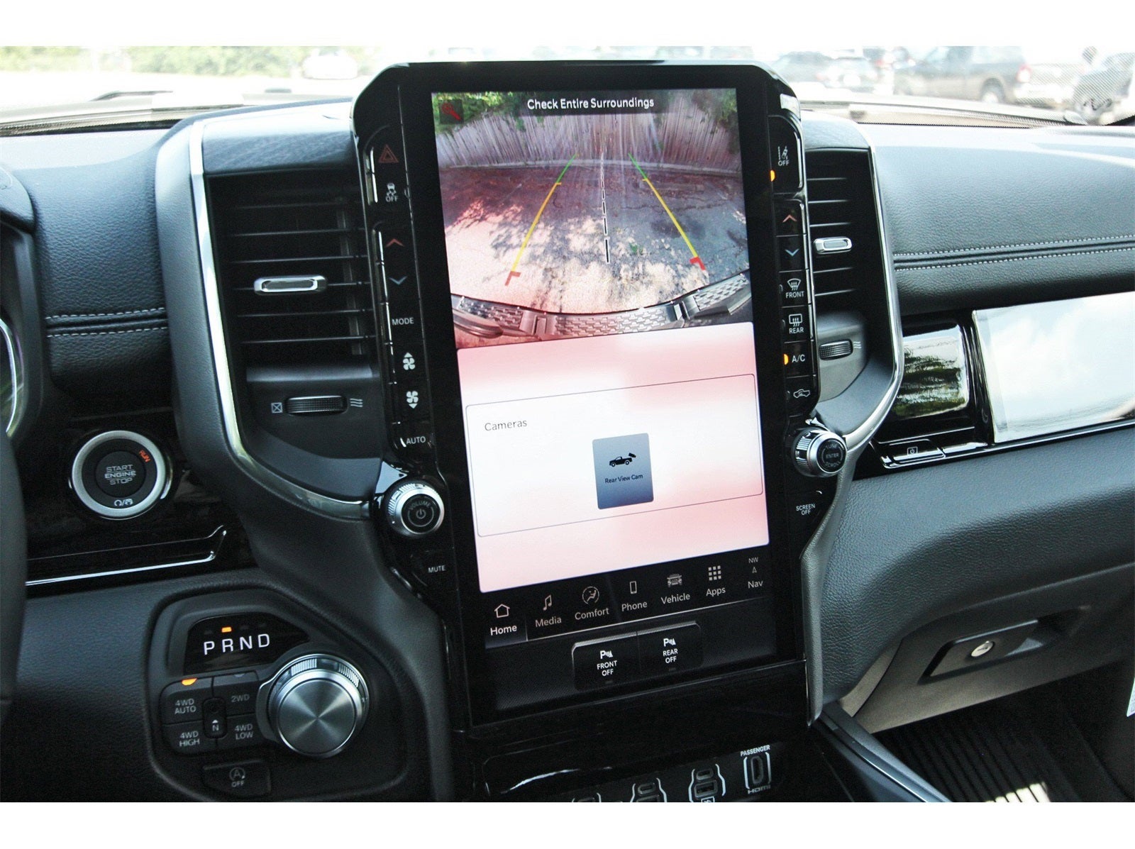 2026 RAM 1500 Laramie 4x4 Crew Cab 5'7" Box