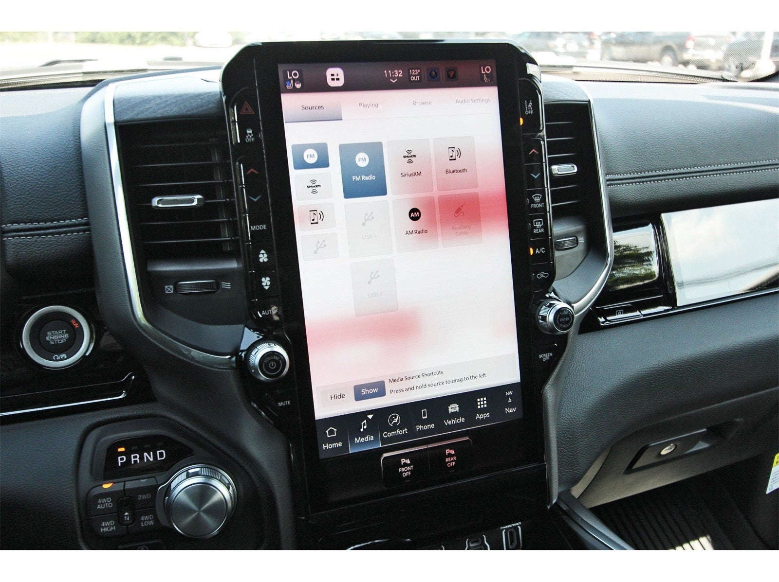 2026 RAM 1500 Laramie 4x4 Crew Cab 5'7" Box