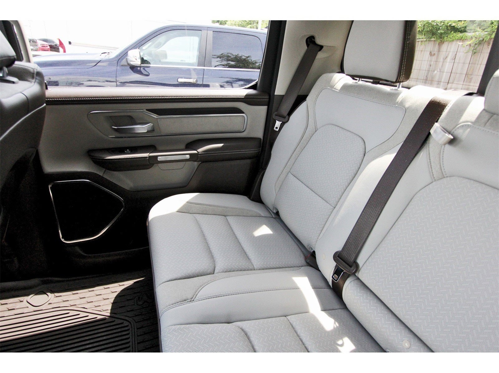 2025 RAM 1500 Laramie 4x4 Crew Cab 5'7" Box