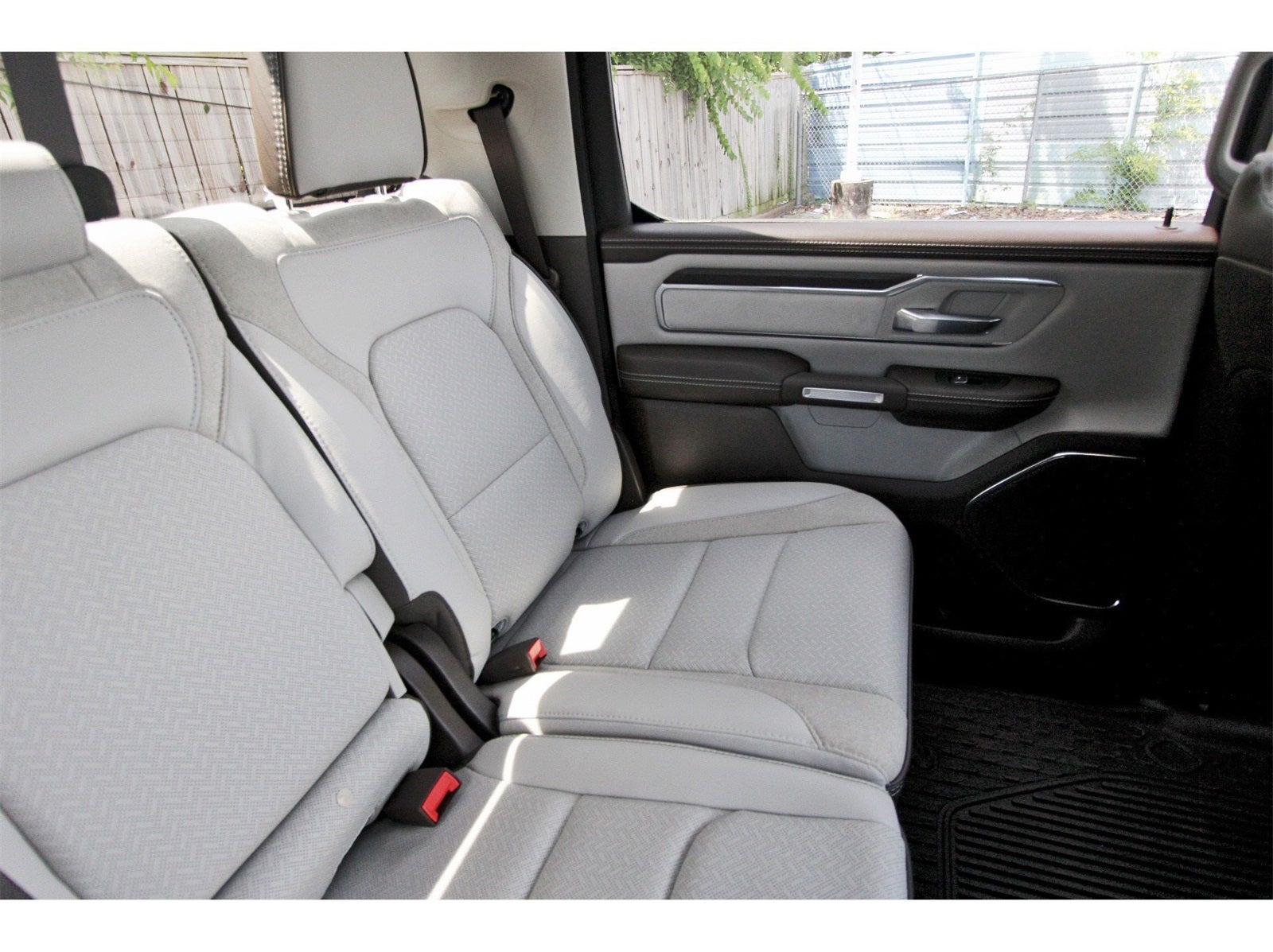 2025 RAM 1500 Laramie 4x4 Crew Cab 5'7" Box