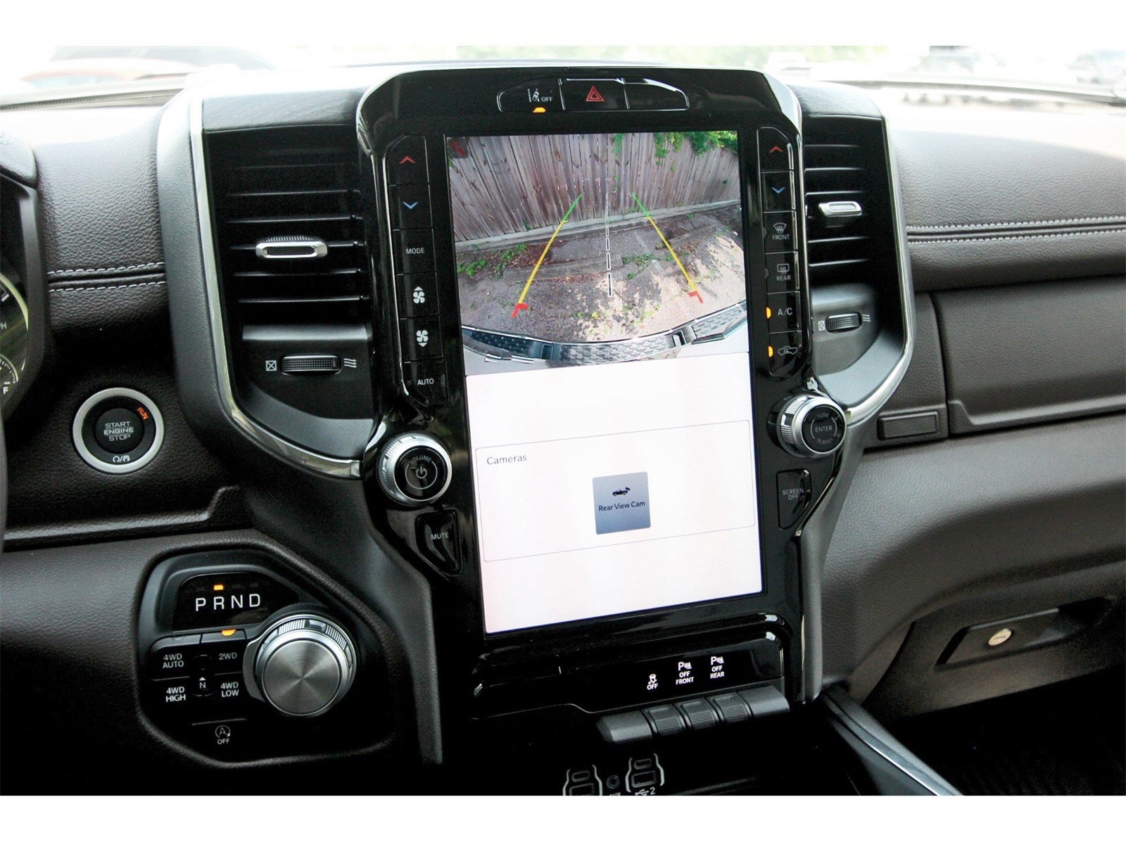 2025 RAM 1500 Laramie 4x4 Crew Cab 5'7" Box