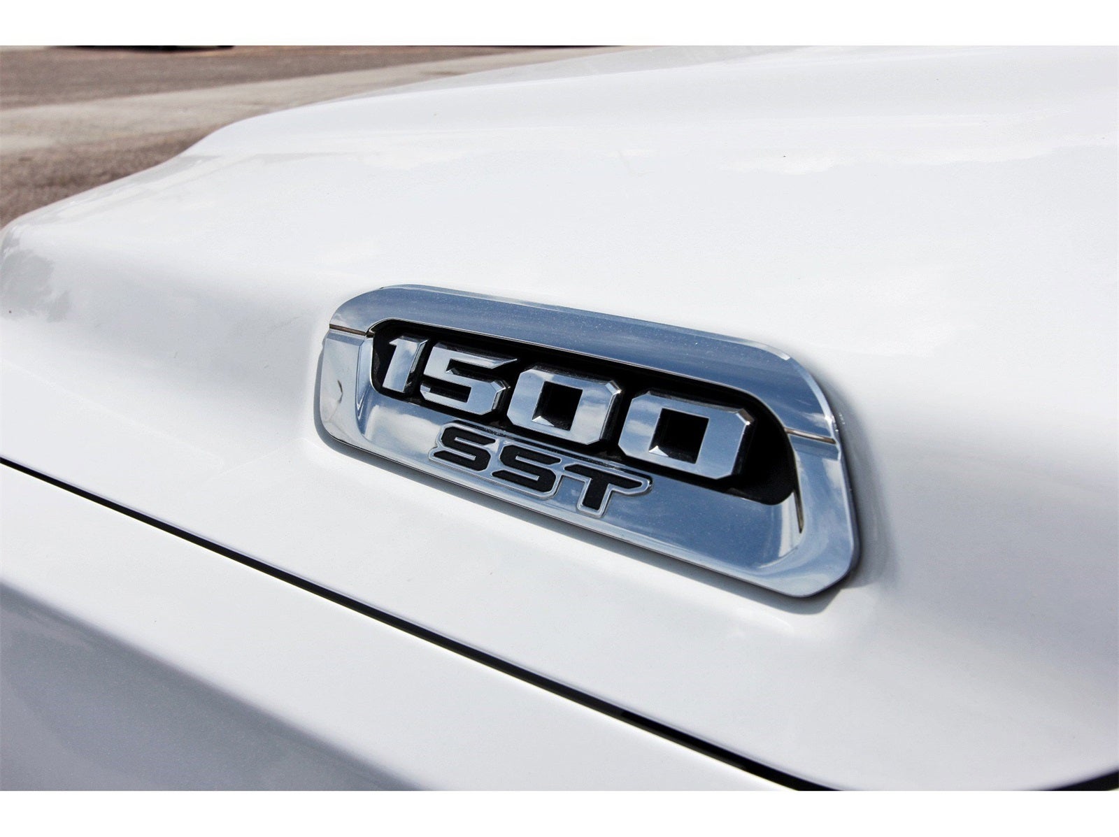 2025 RAM 1500 Laramie 4x4 Crew Cab 5'7" Box