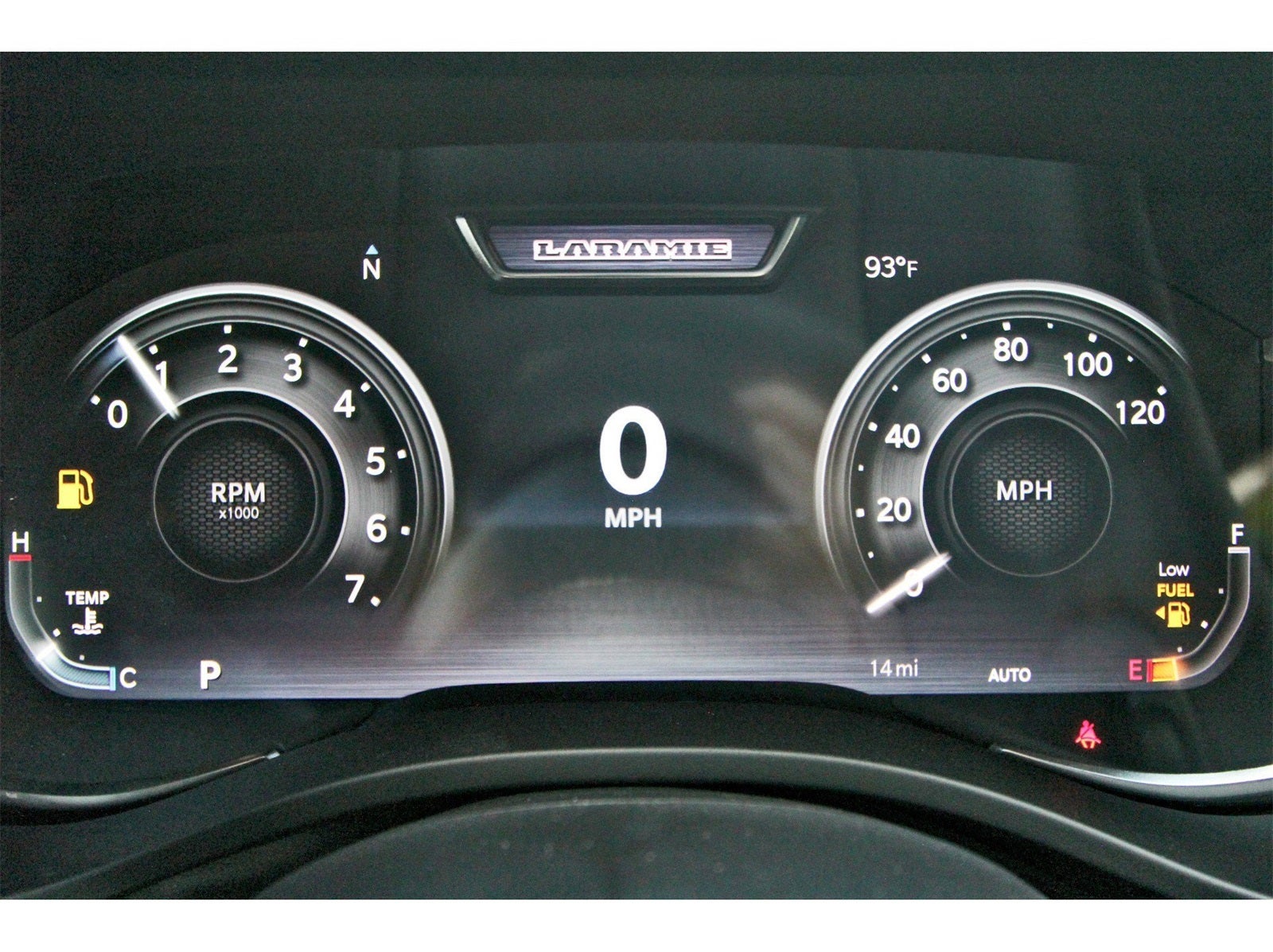 2026 RAM 1500 Laramie 4x4 Crew Cab 5'7" Box