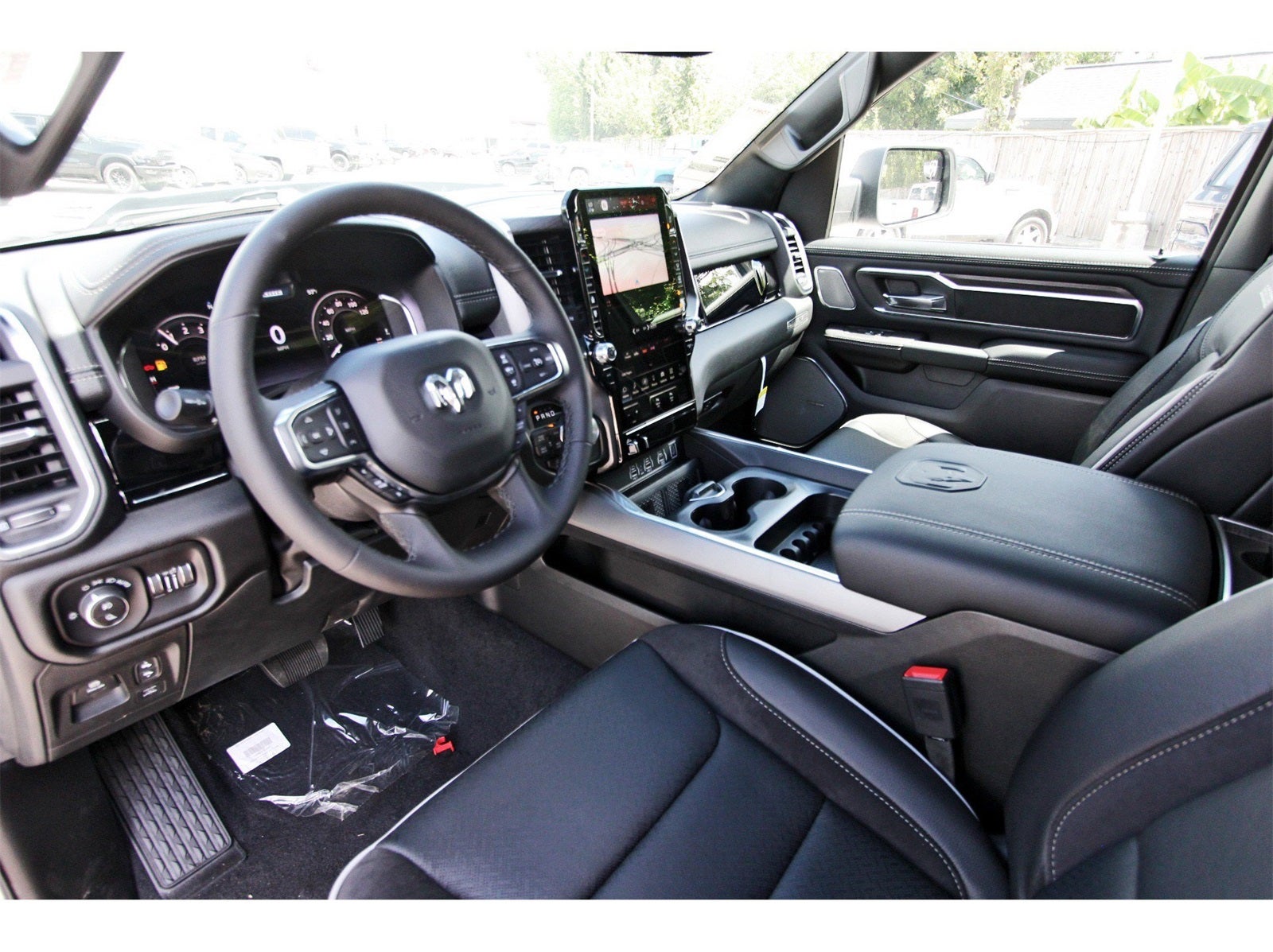 2026 RAM 1500 Laramie 4x4 Crew Cab 5'7" Box