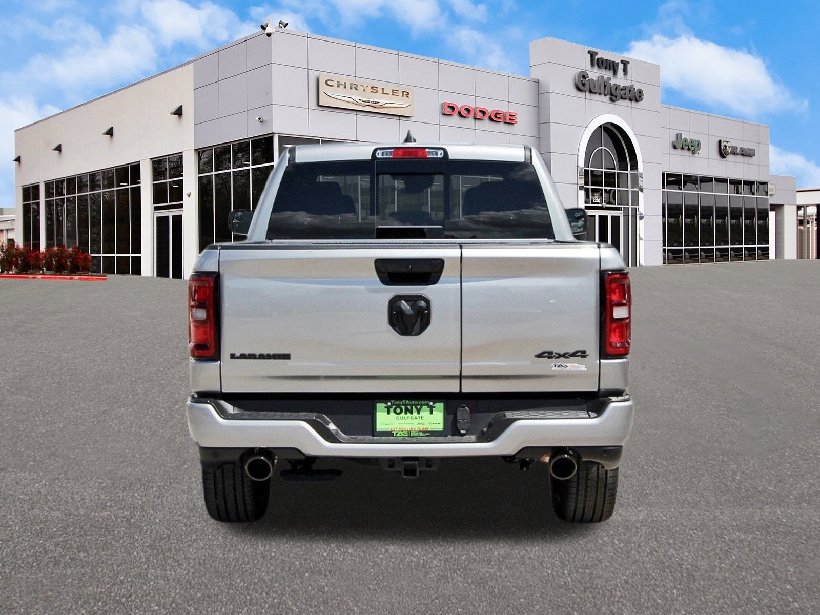 2026 RAM 1500 Laramie 4x4 Crew Cab 5'7" Box