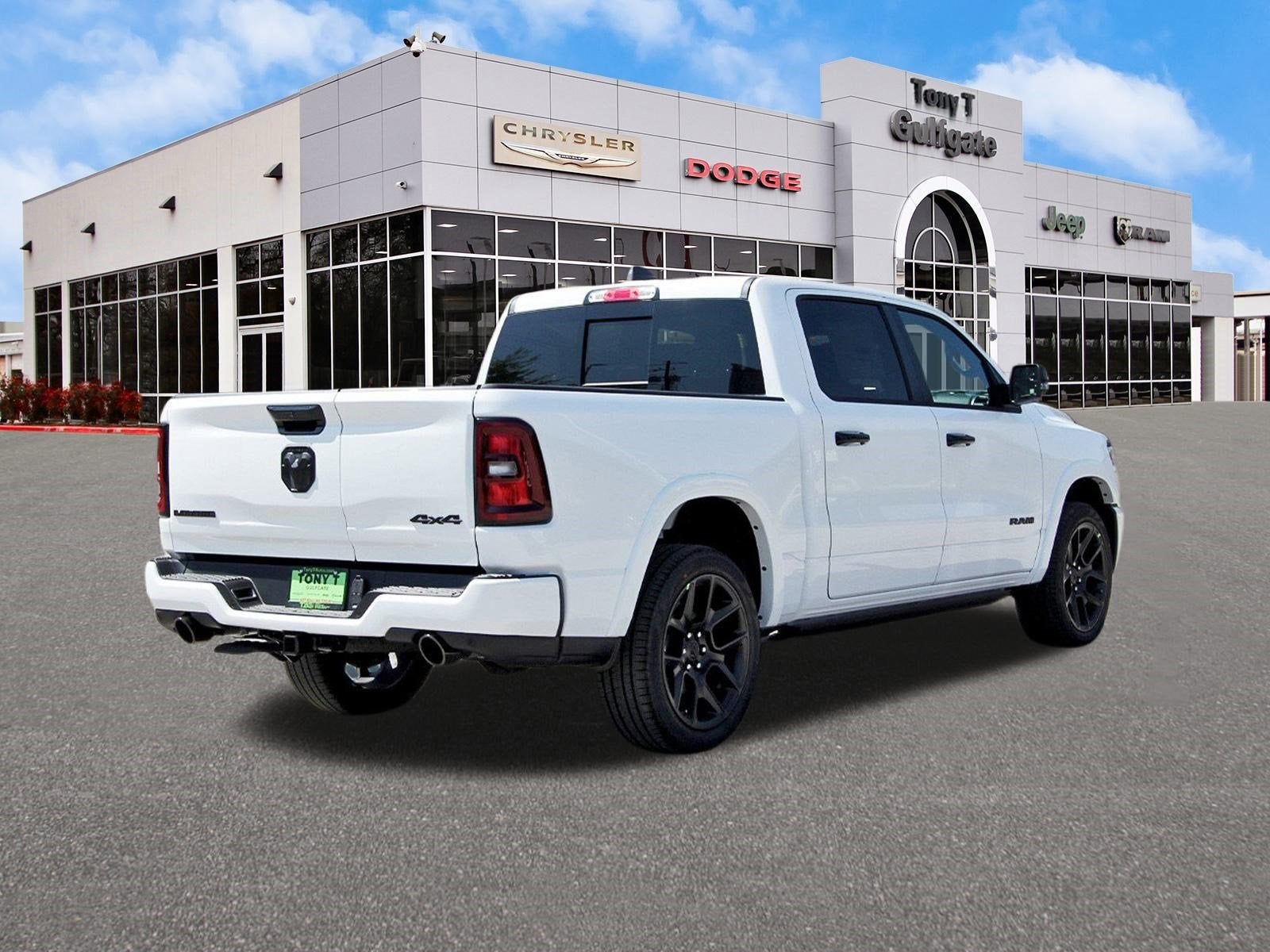 2026 RAM 1500 Laramie 4x4 Crew Cab 5'7" Box
