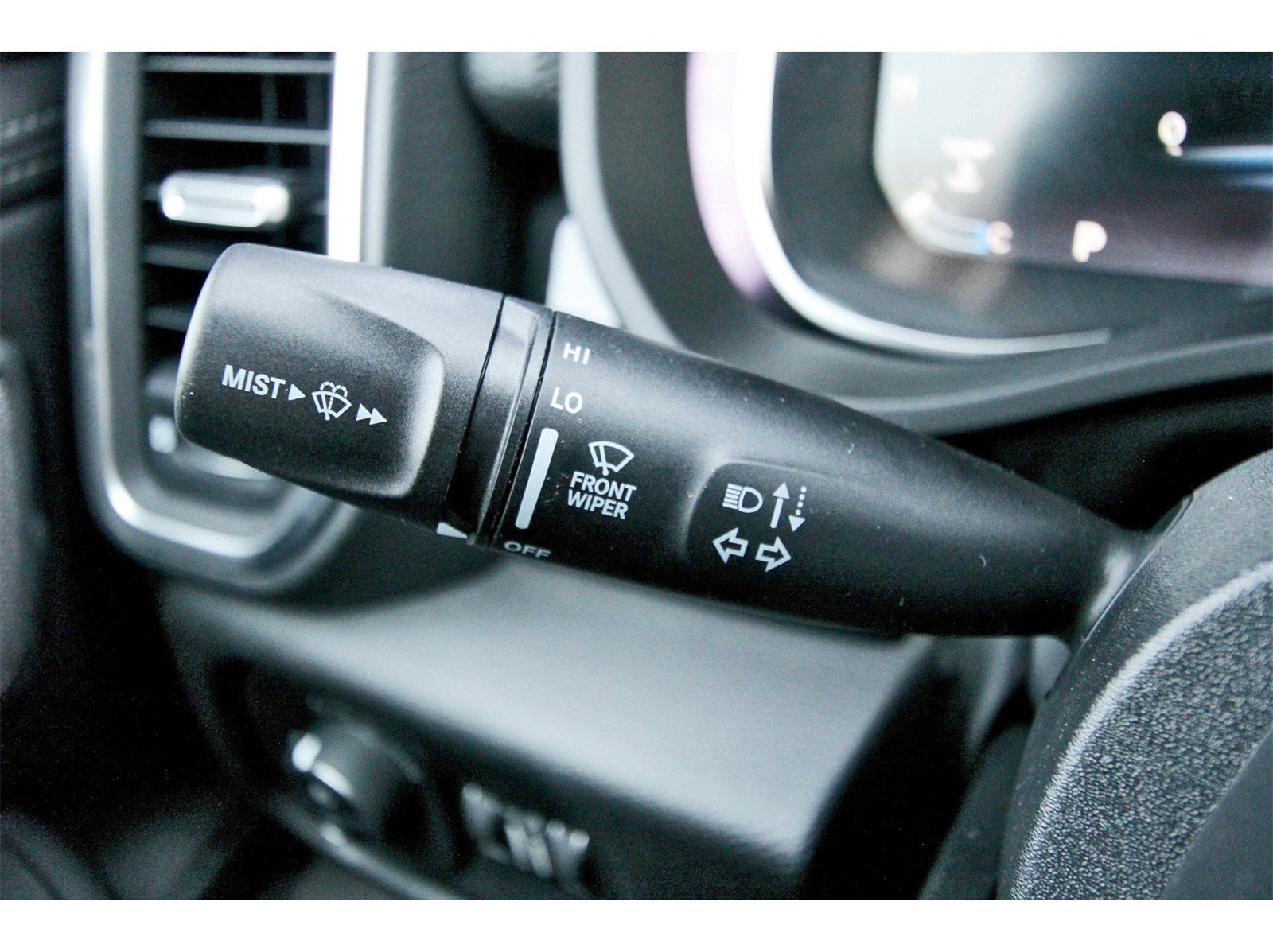 2026 RAM 1500 Laramie 4x4 Crew Cab 5'7" Box