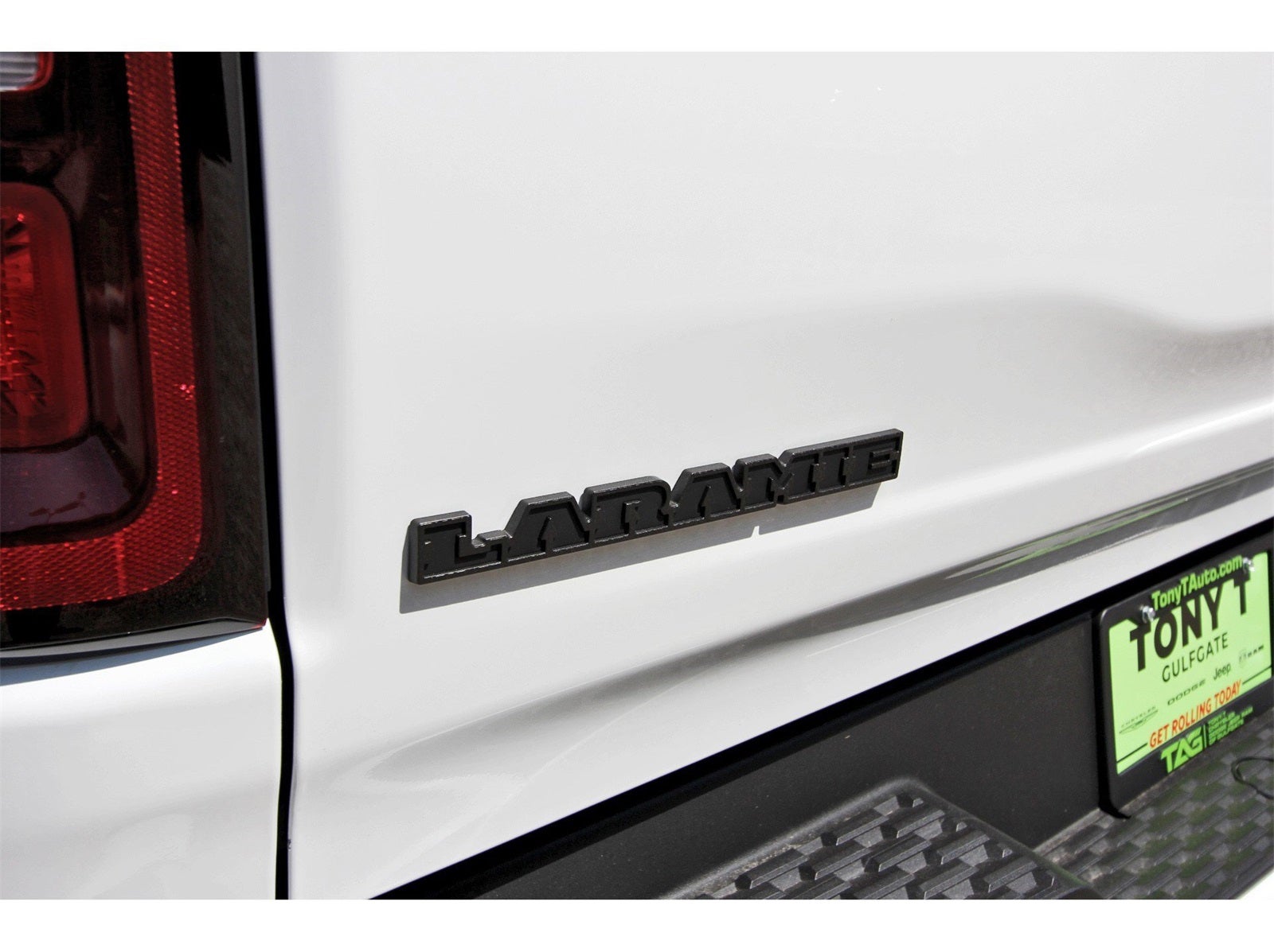 2026 RAM 1500 Laramie 4x4 Crew Cab 5'7" Box