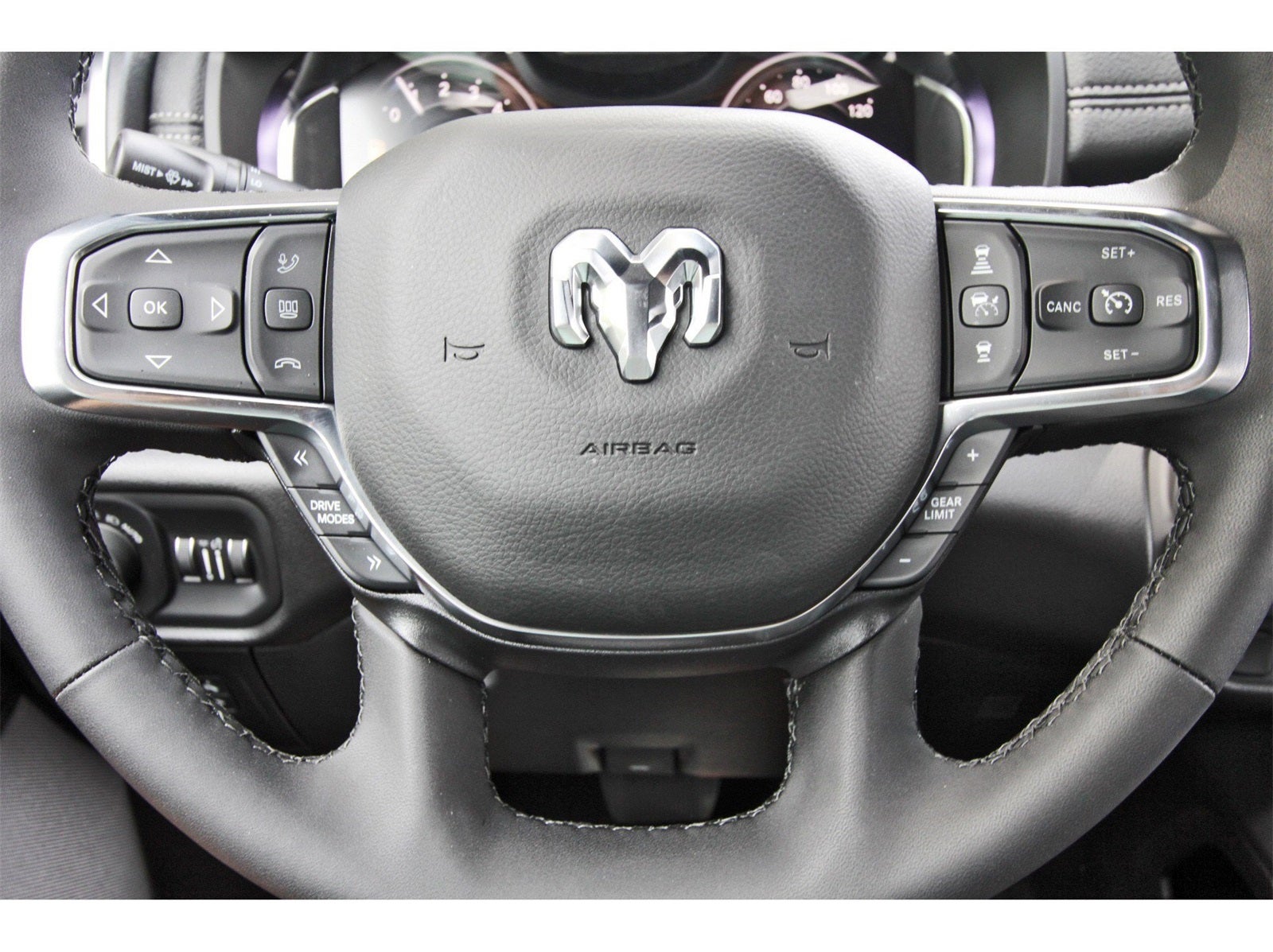 2026 RAM 1500 Laramie 4x4 Crew Cab 5'7" Box