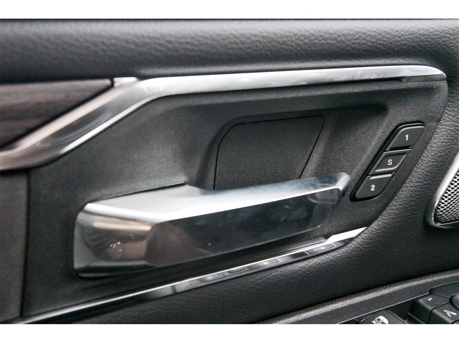 2026 RAM 1500 Laramie 4x4 Crew Cab 5'7" Box