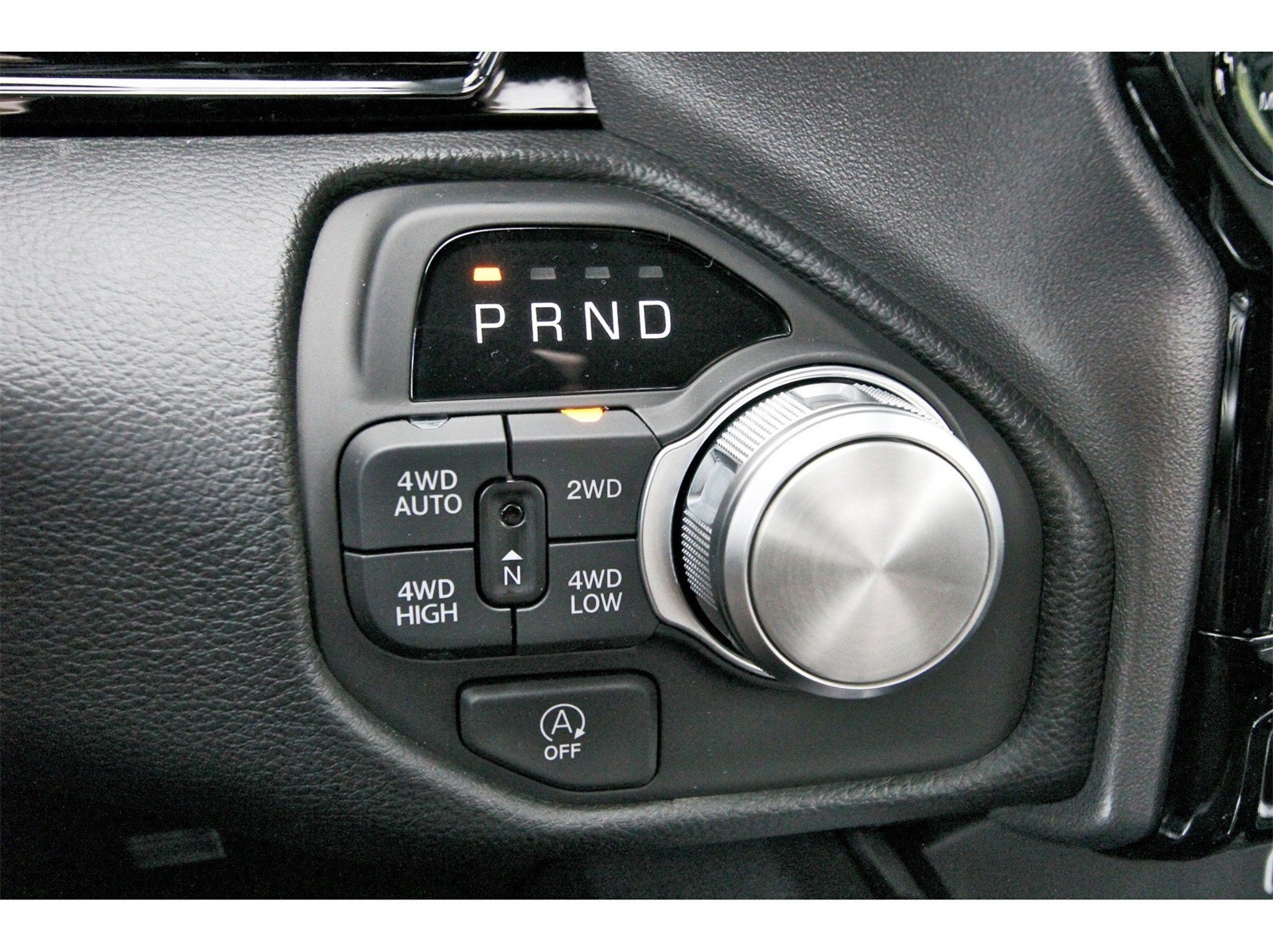 2026 RAM 1500 Laramie 4x4 Crew Cab 5'7" Box