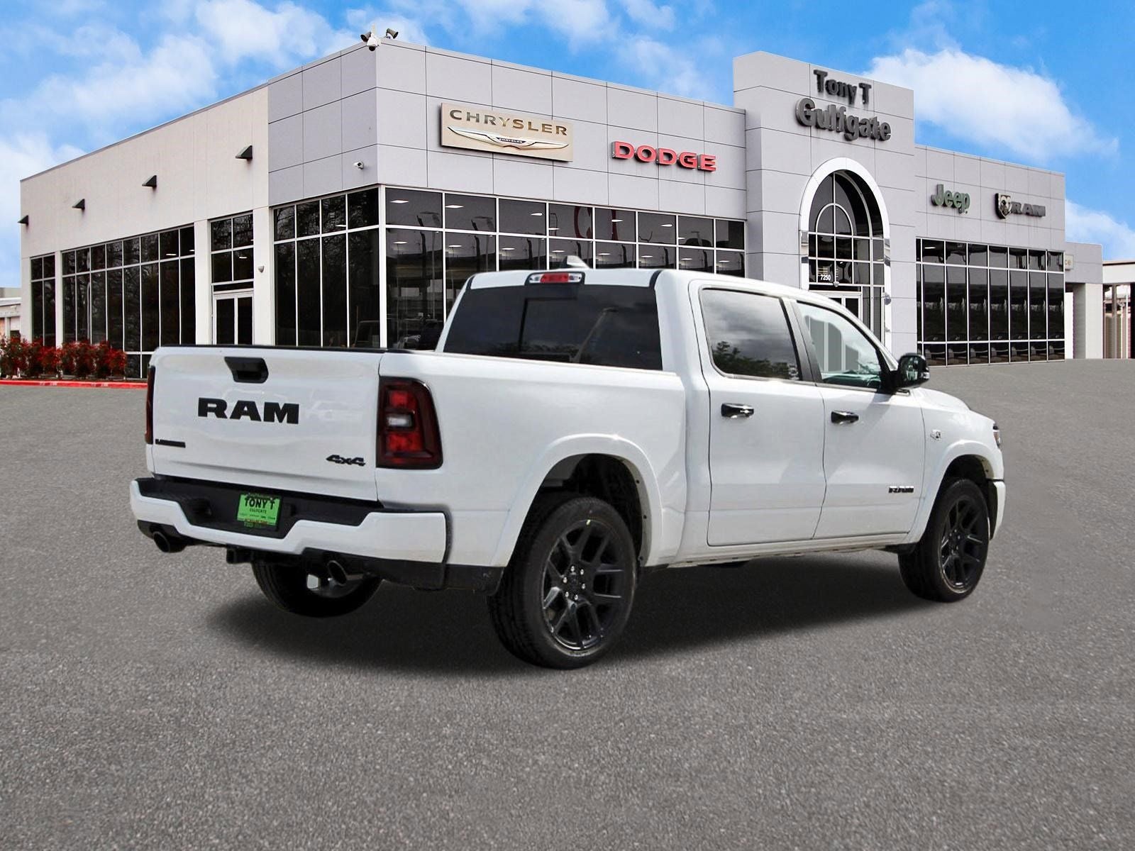 2026 RAM 1500 Laramie 4x4 Crew Cab 5'7" Box