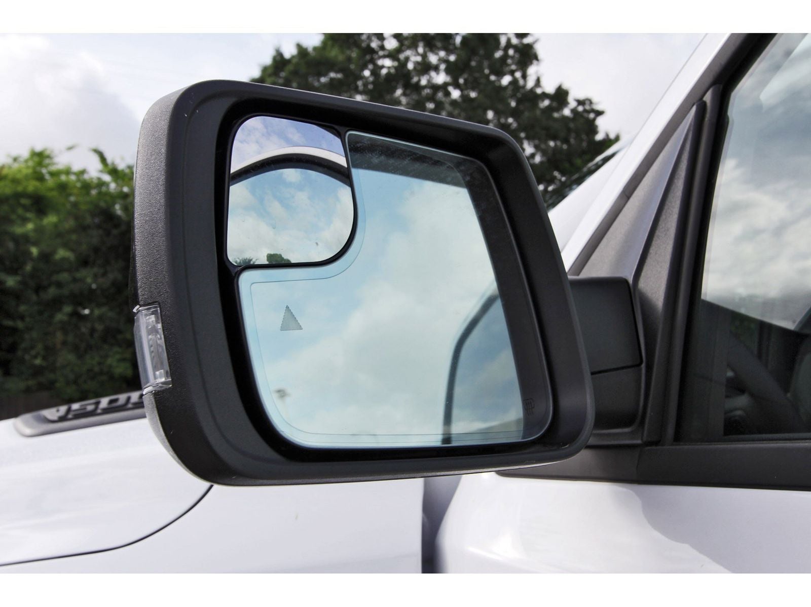 2026 RAM 1500 Laramie 4x4 Crew Cab 5'7" Box