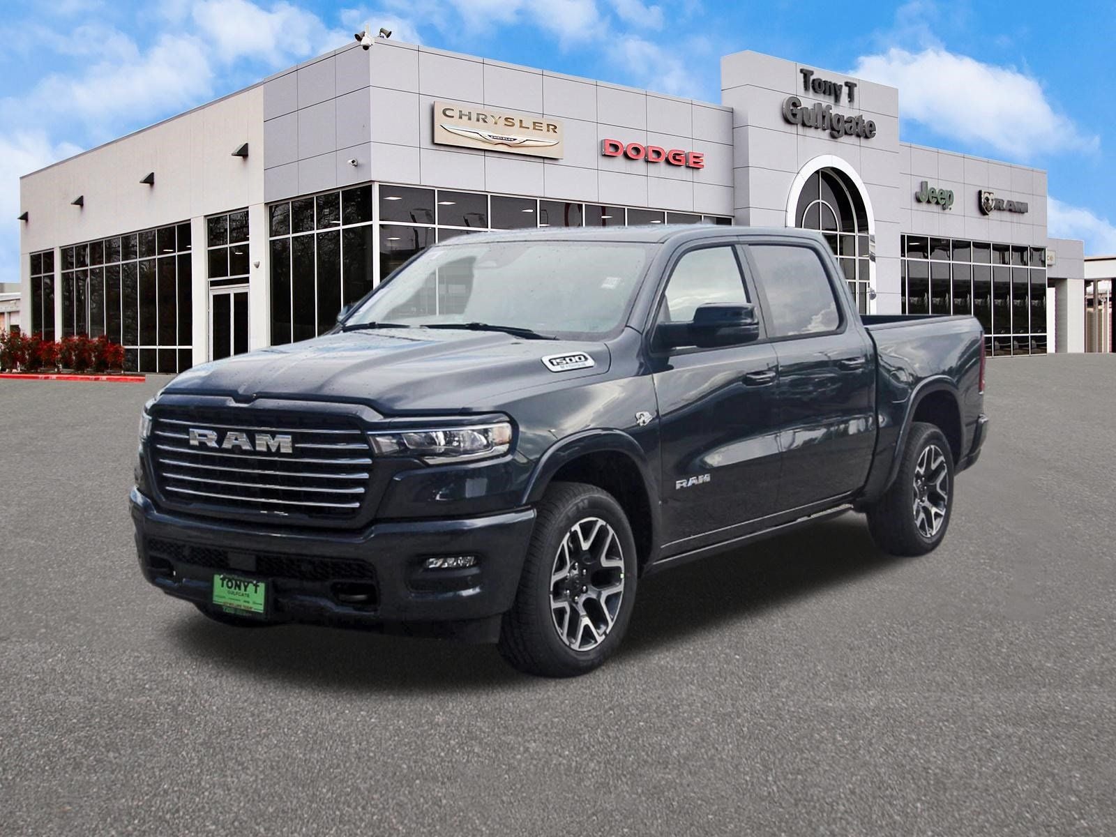 2027 RAM 1500 Laramie 4x4 Crew Cab 5'7" Box