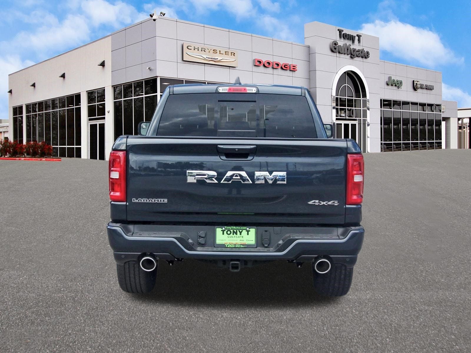 2027 RAM 1500 Laramie 4x4 Crew Cab 5'7" Box