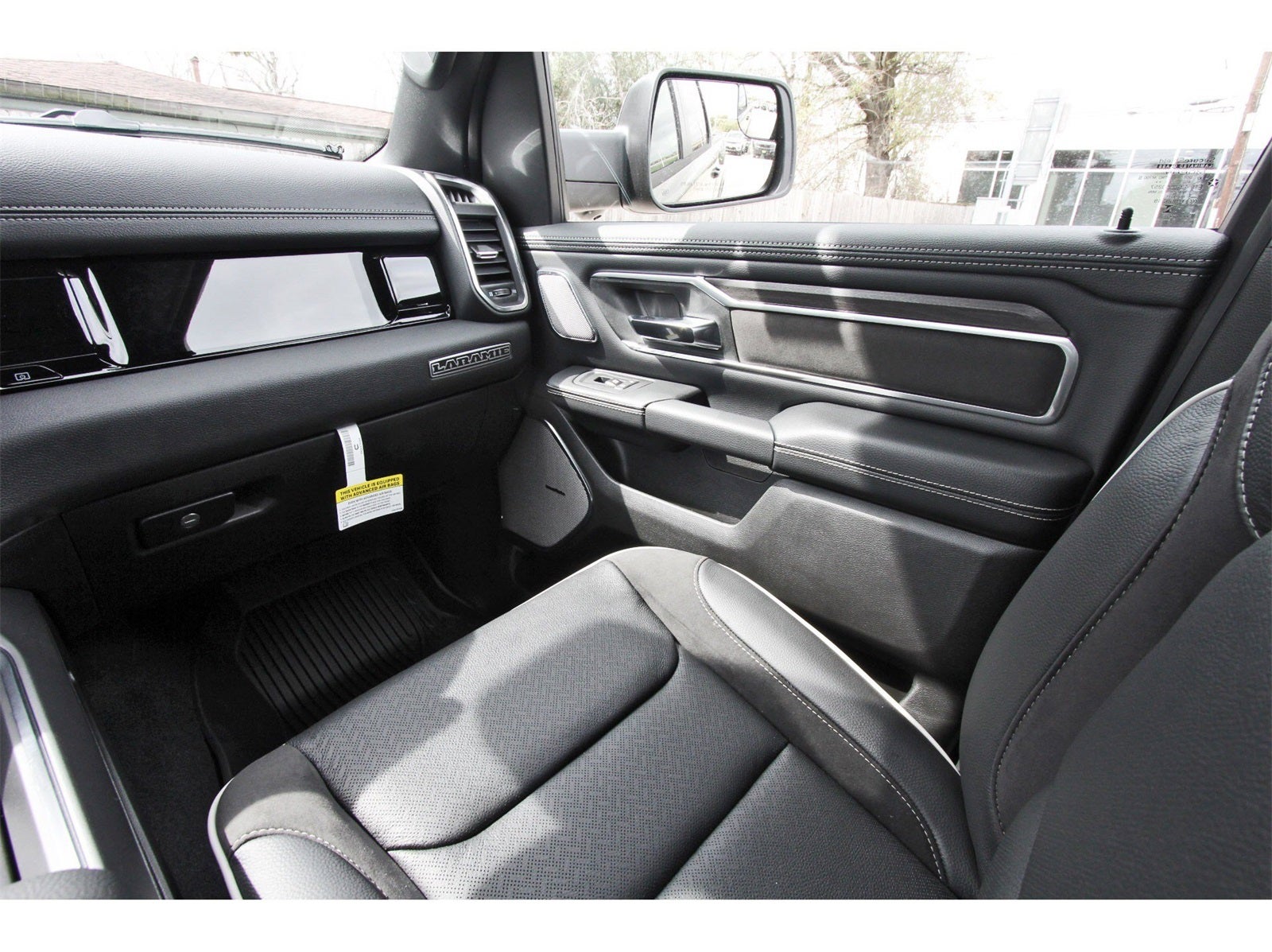 2026 RAM 1500 Laramie 4x4 Crew Cab 5'7" Box