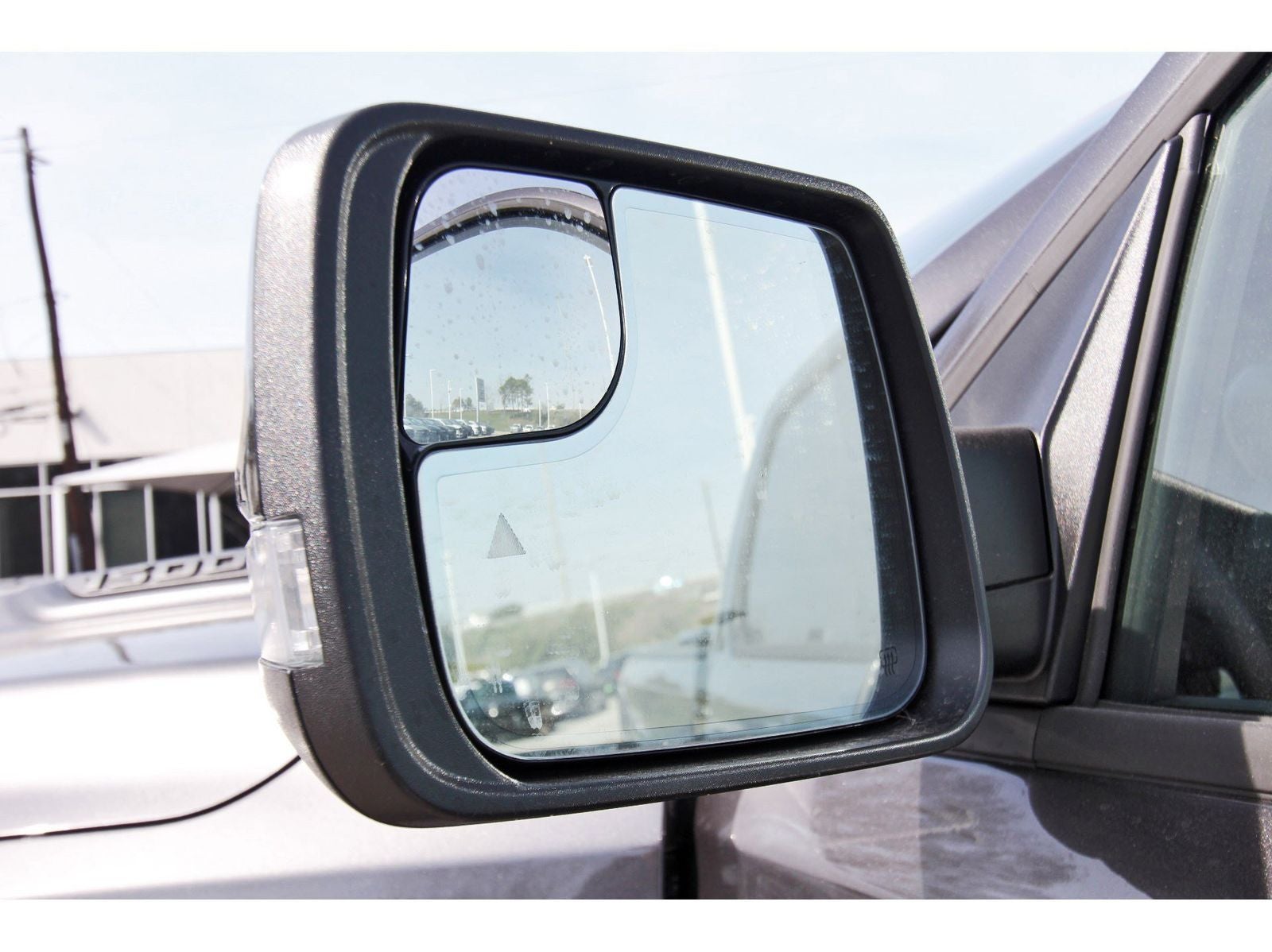 2026 RAM 1500 Laramie 4x4 Crew Cab 5'7" Box