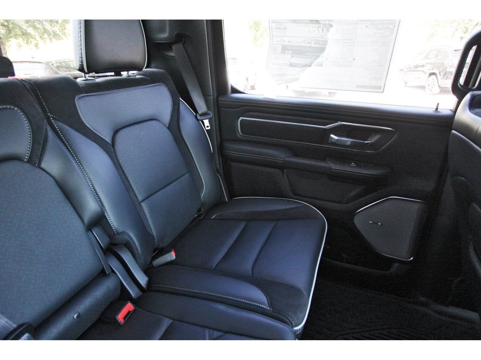 2027 RAM 1500 Laramie 4x4 Crew Cab 5'7" Box