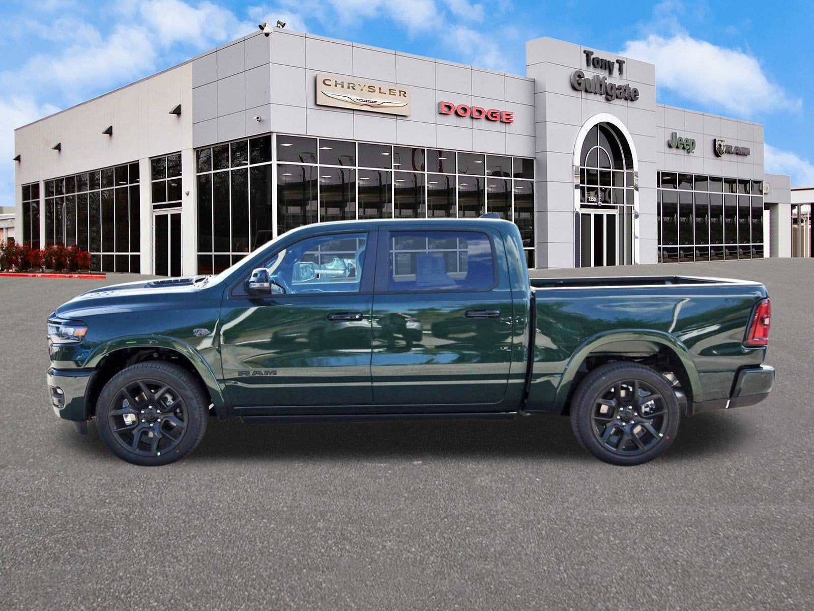 2027 RAM 1500 Laramie 4x4 Crew Cab 5'7" Box