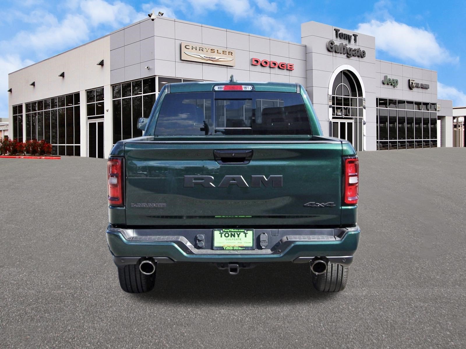 2027 RAM 1500 Laramie 4x4 Crew Cab 5'7" Box