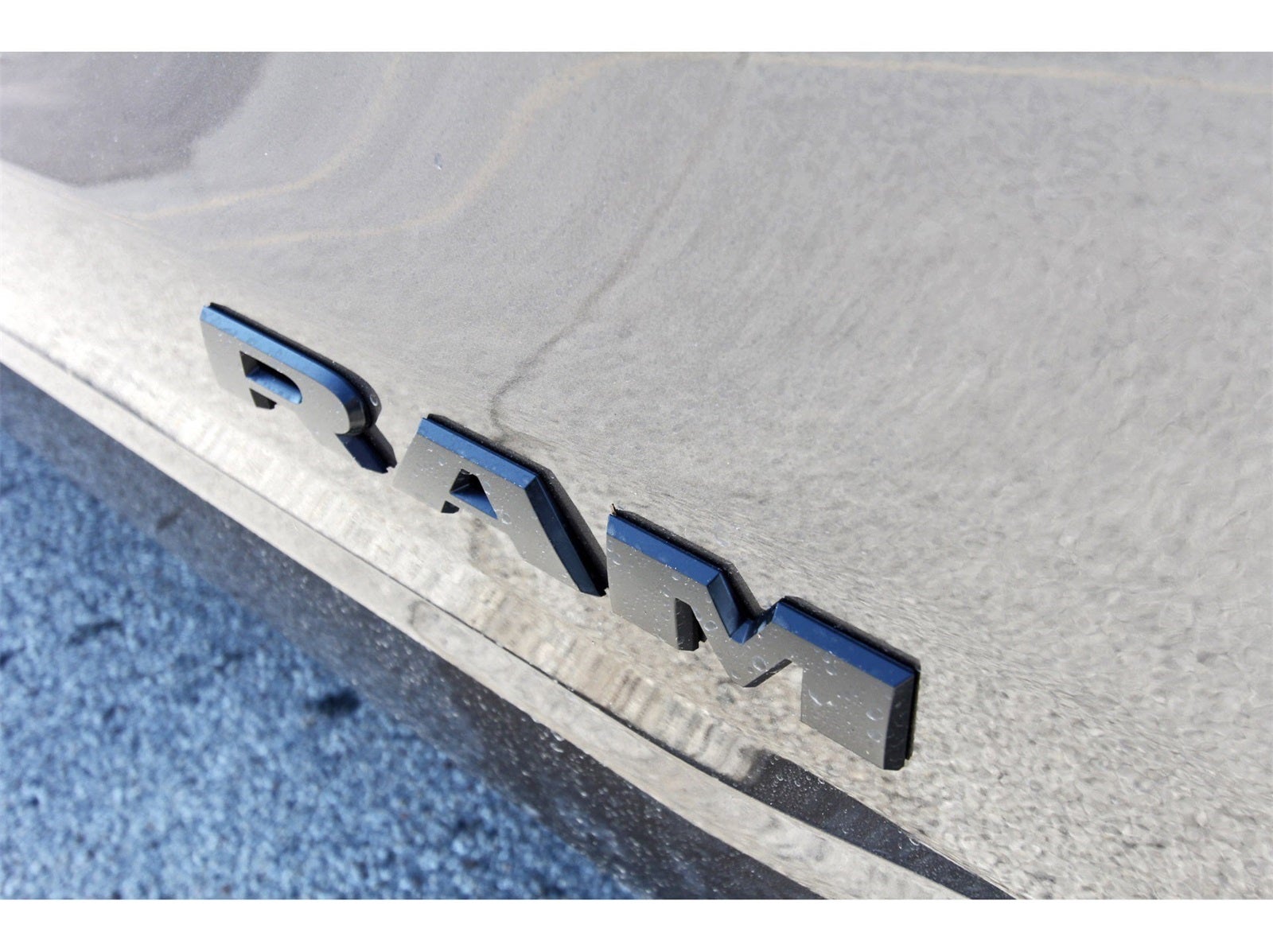 2026 RAM 1500 Laramie 4x4 Crew Cab 5'7" Box