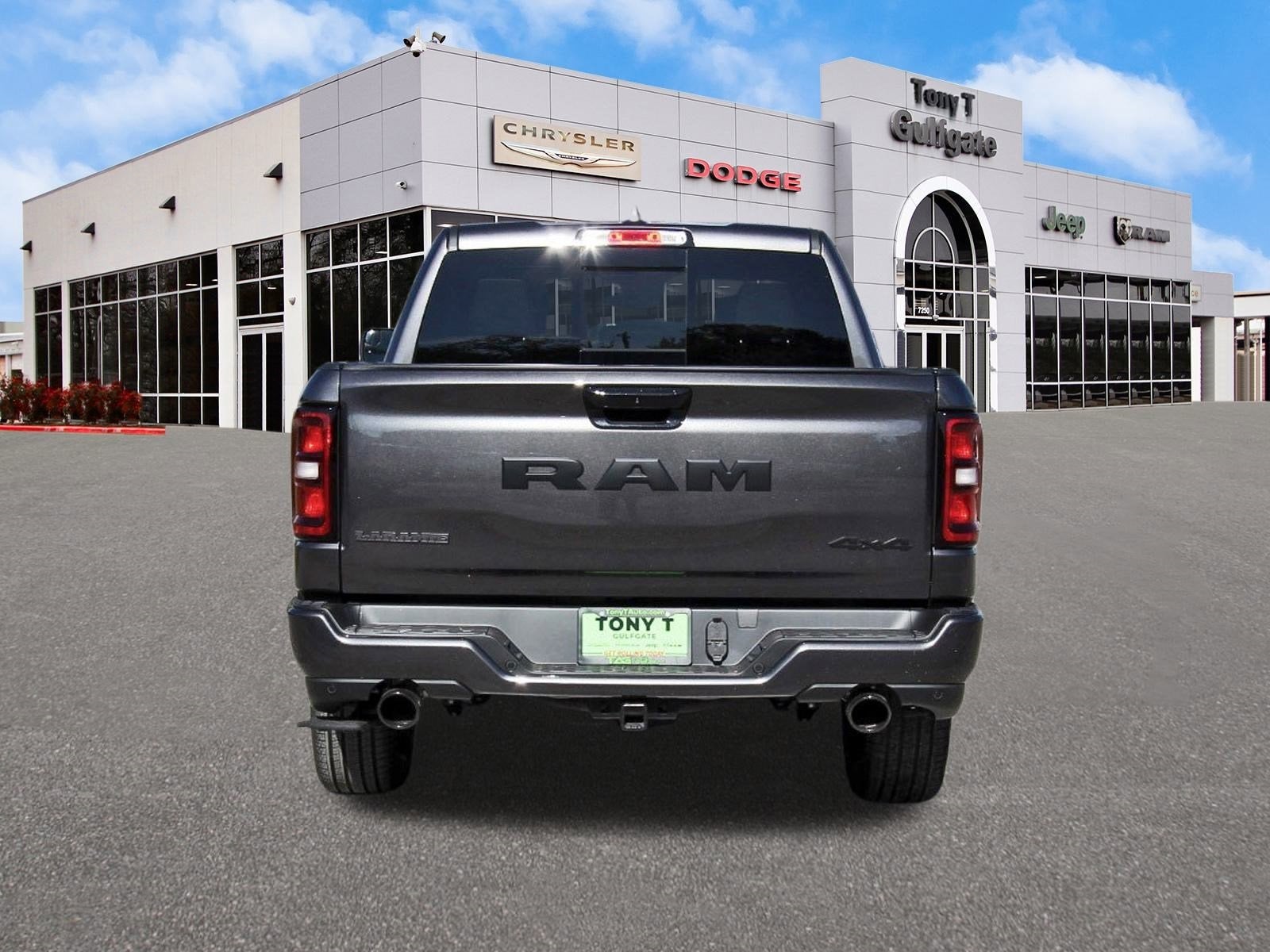 2026 RAM 1500 Laramie 4x4 Crew Cab 5'7" Box