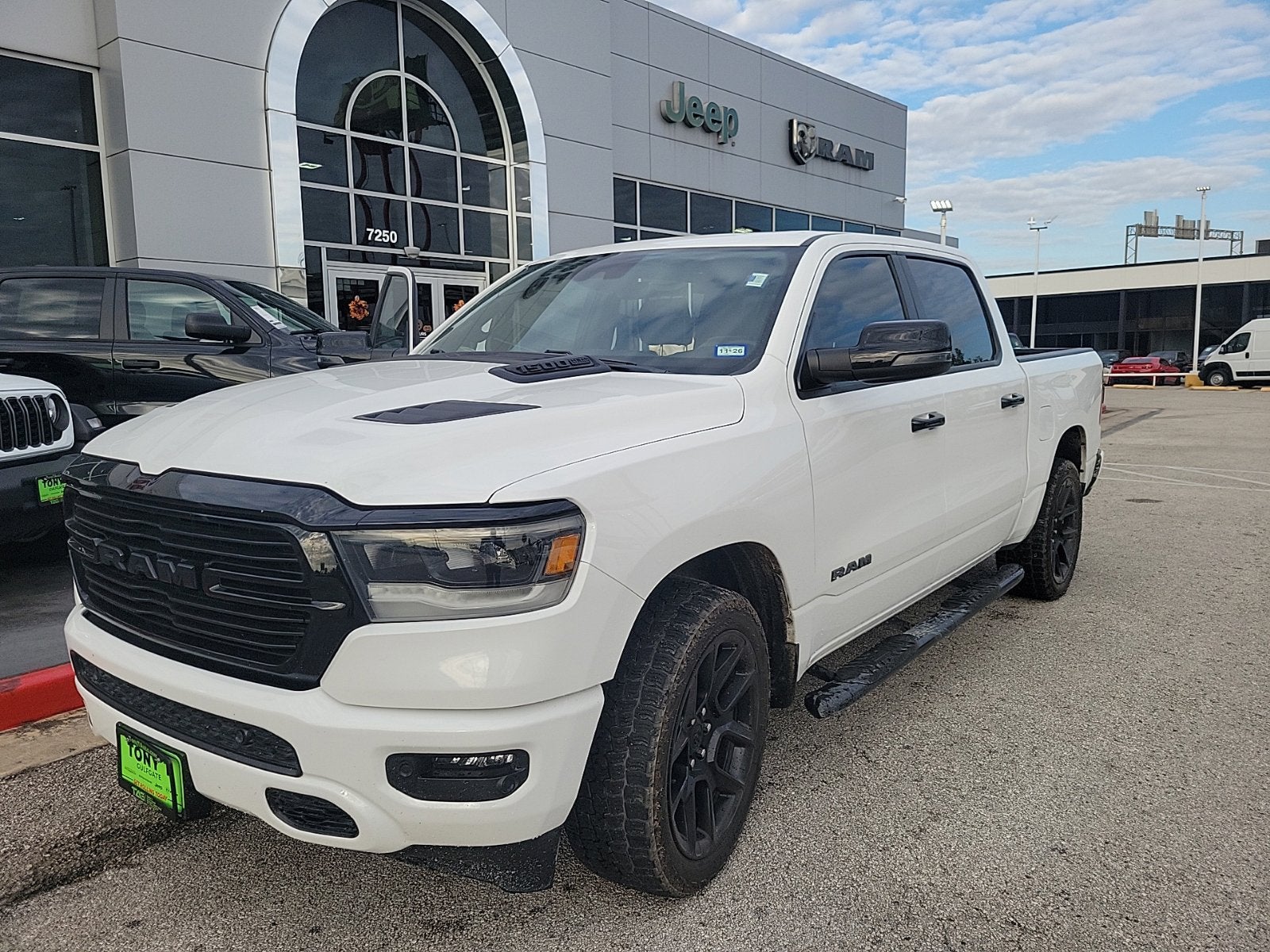 2024 RAM 1500 Laramie