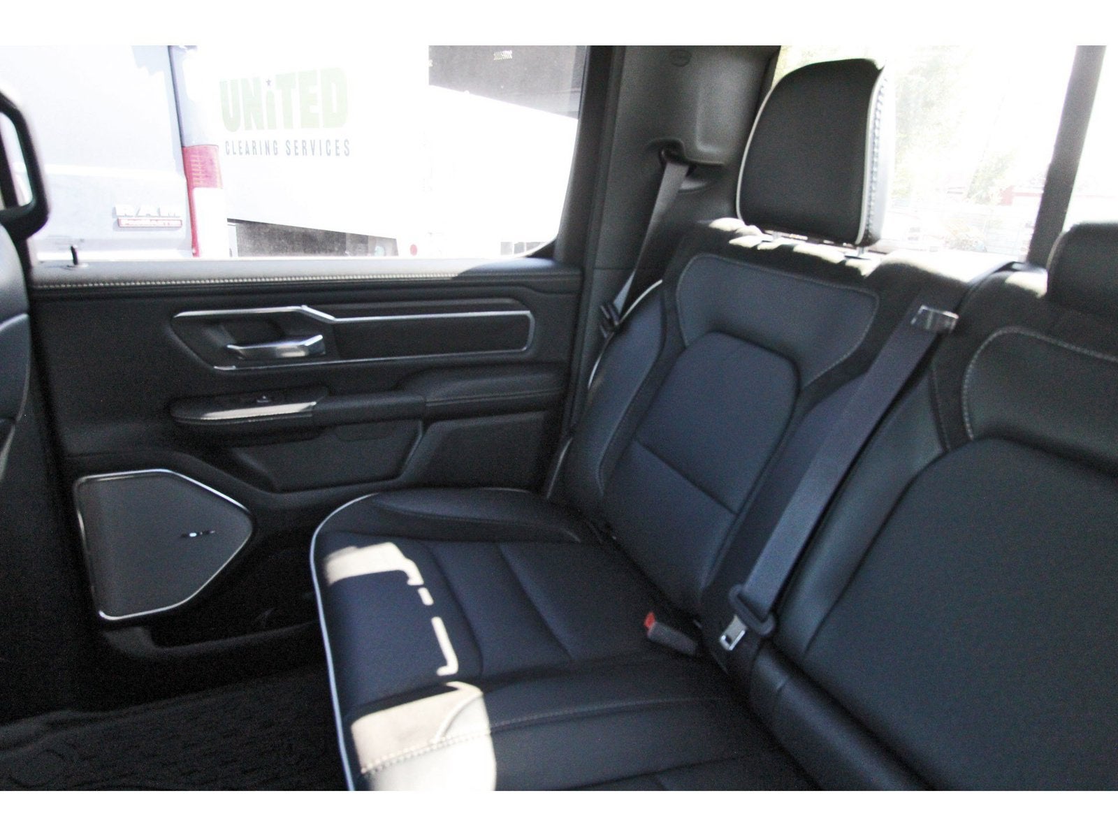 2027 RAM 1500 Laramie 4x4 Crew Cab 5'7" Box