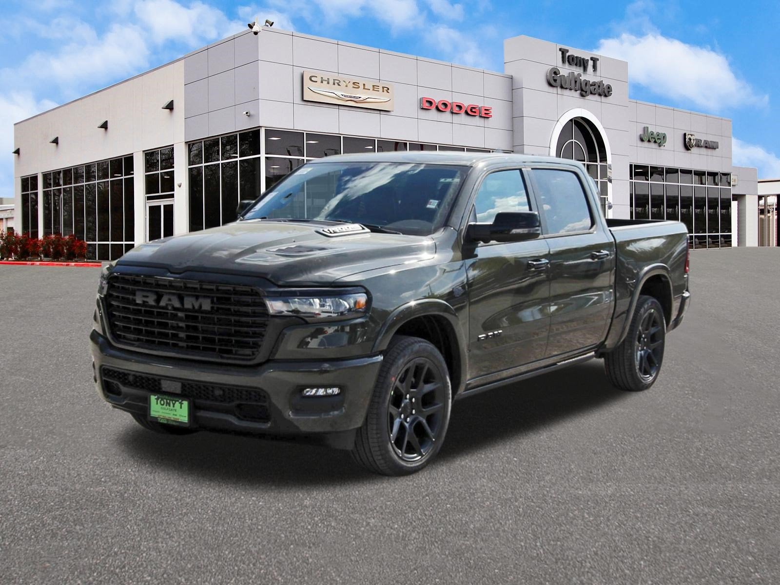 2027 RAM 1500 Laramie 4x4 Crew Cab 5'7" Box