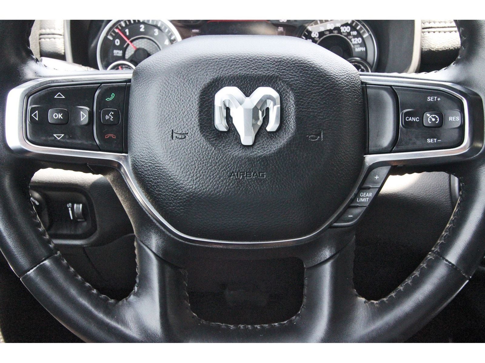 2024 RAM 1500 Laramie