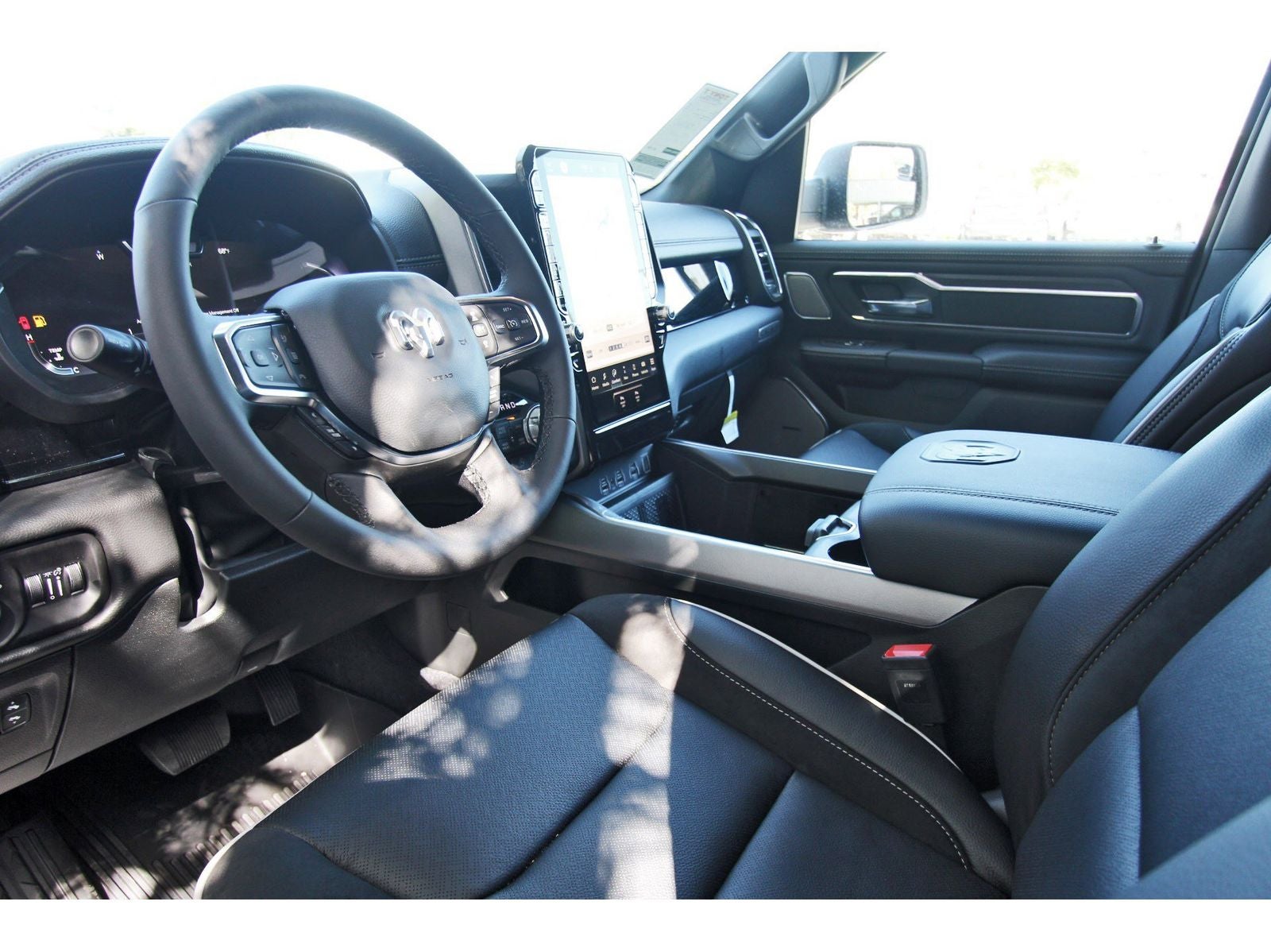 2026 RAM 1500 Laramie 4x4 Crew Cab 5'7" Box