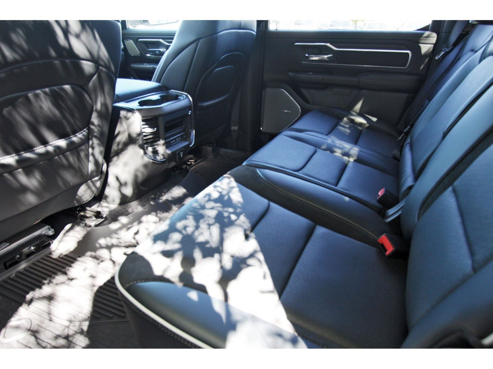 2026 RAM 1500 Laramie 4x4 Crew Cab 5'7" Box
