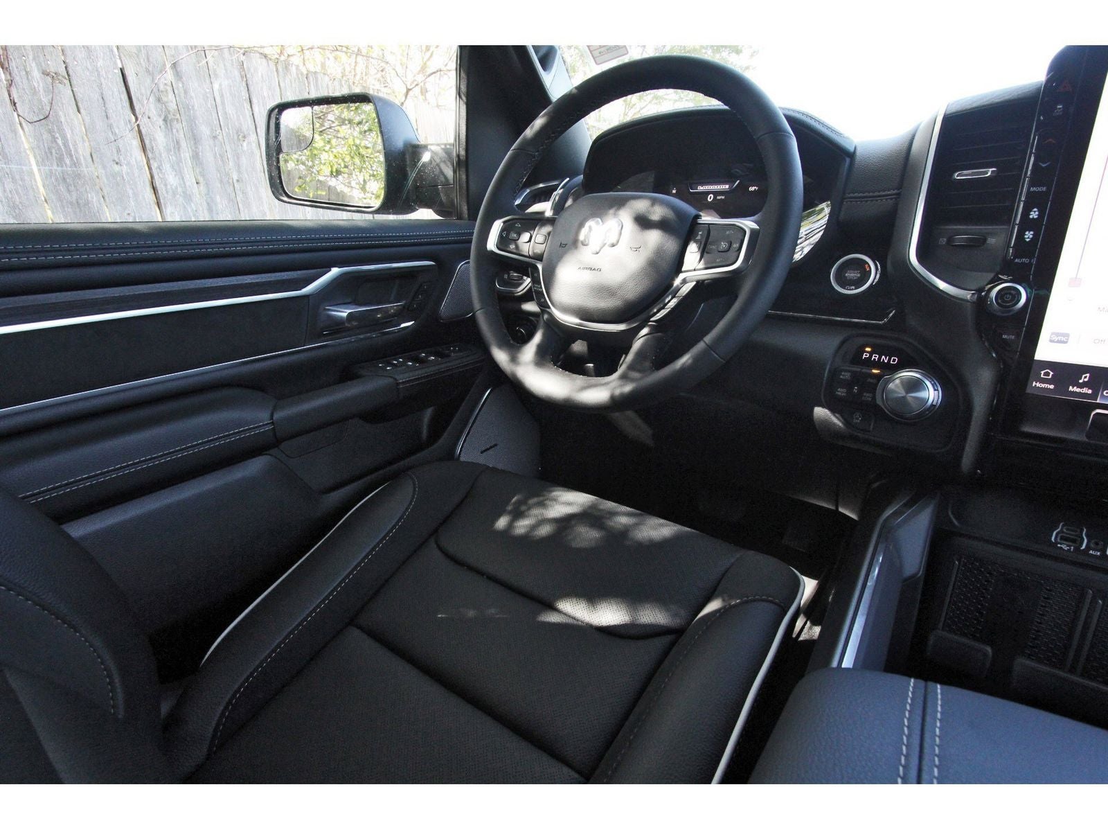 2026 RAM 1500 Laramie 4x4 Crew Cab 5'7" Box
