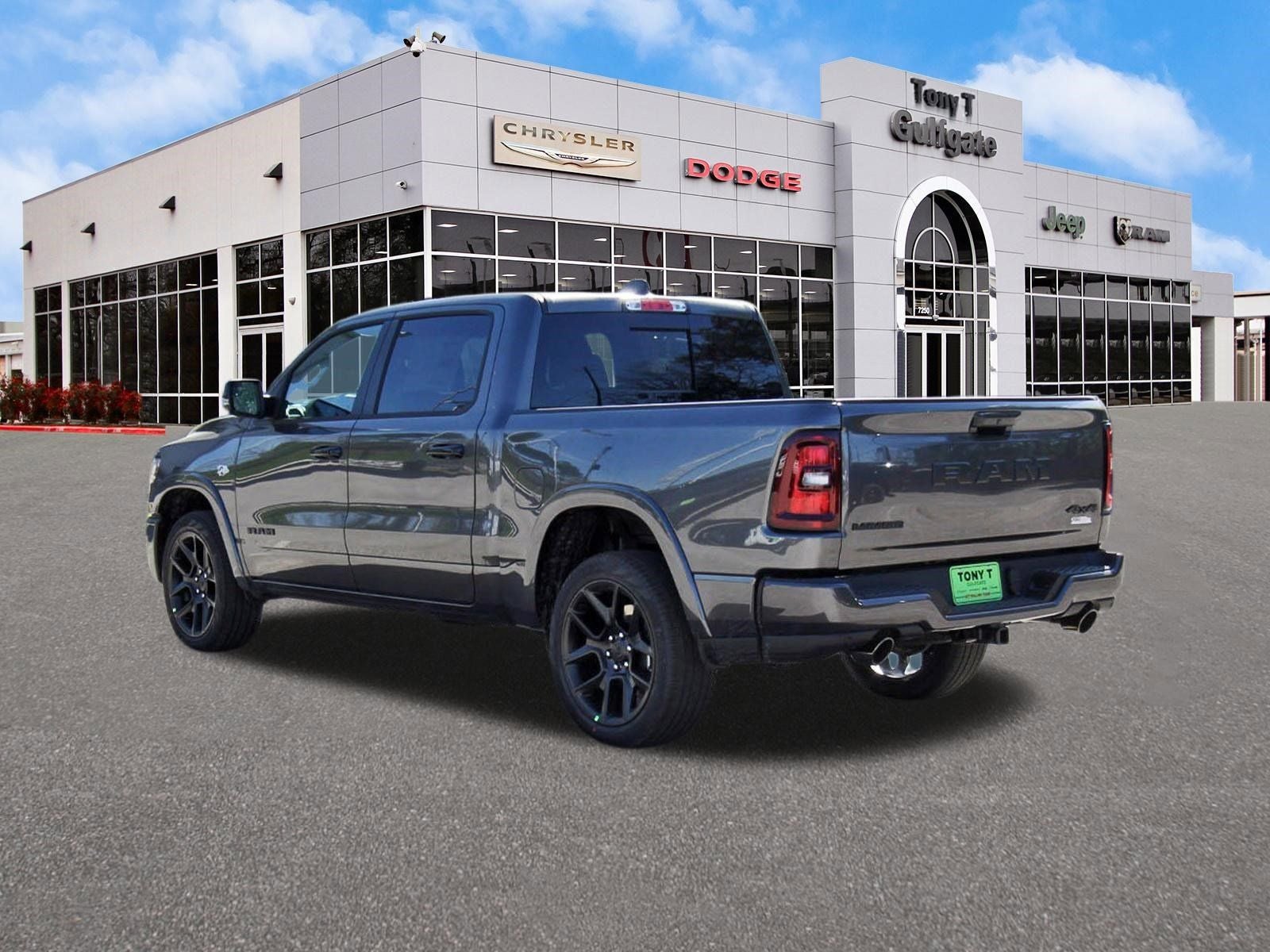 2026 RAM 1500 Laramie 4x4 Crew Cab 5'7" Box