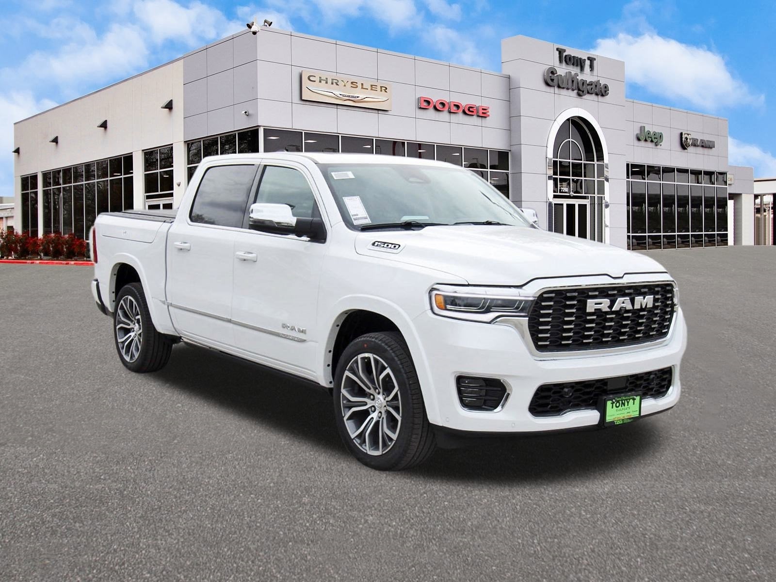 2026 RAM 1500 Tungsten 4x4 Crew Cab 5'7" Box