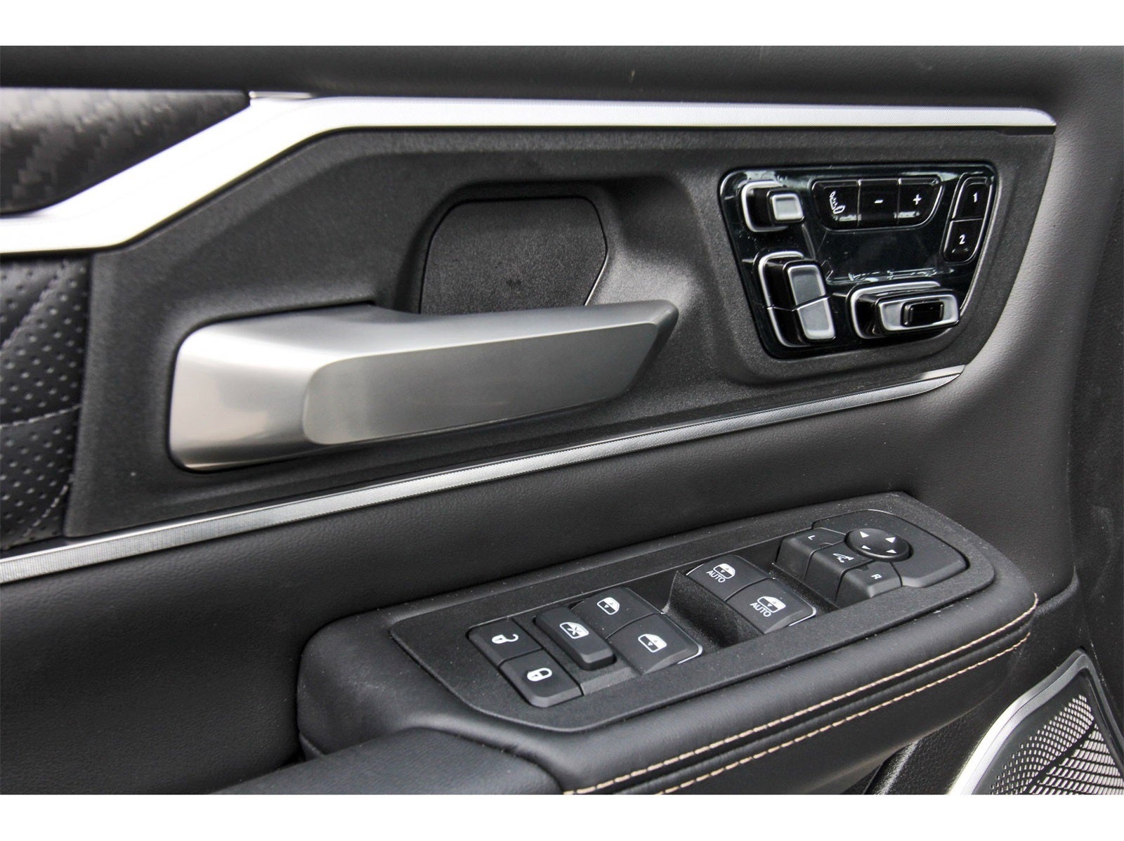 2026 RAM 1500 Tungsten 4x4 Crew Cab 5'7" Box