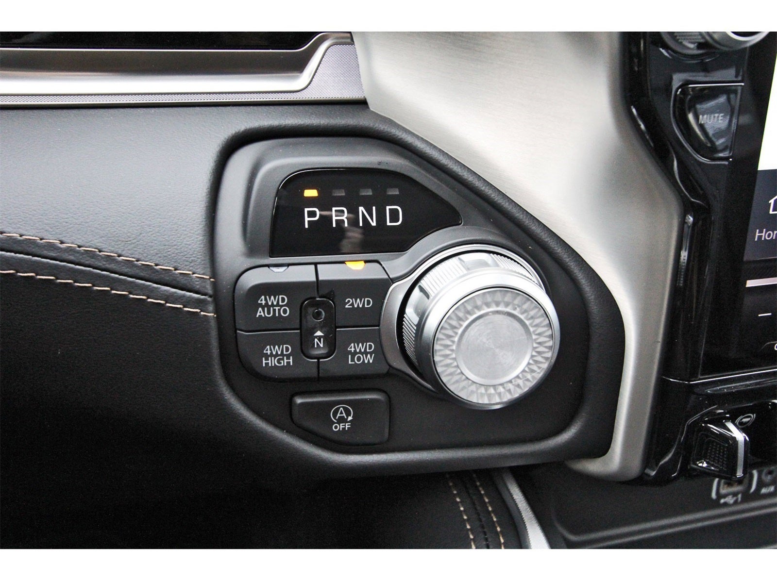 2026 RAM 1500 Tungsten 4x4 Crew Cab 5'7" Box