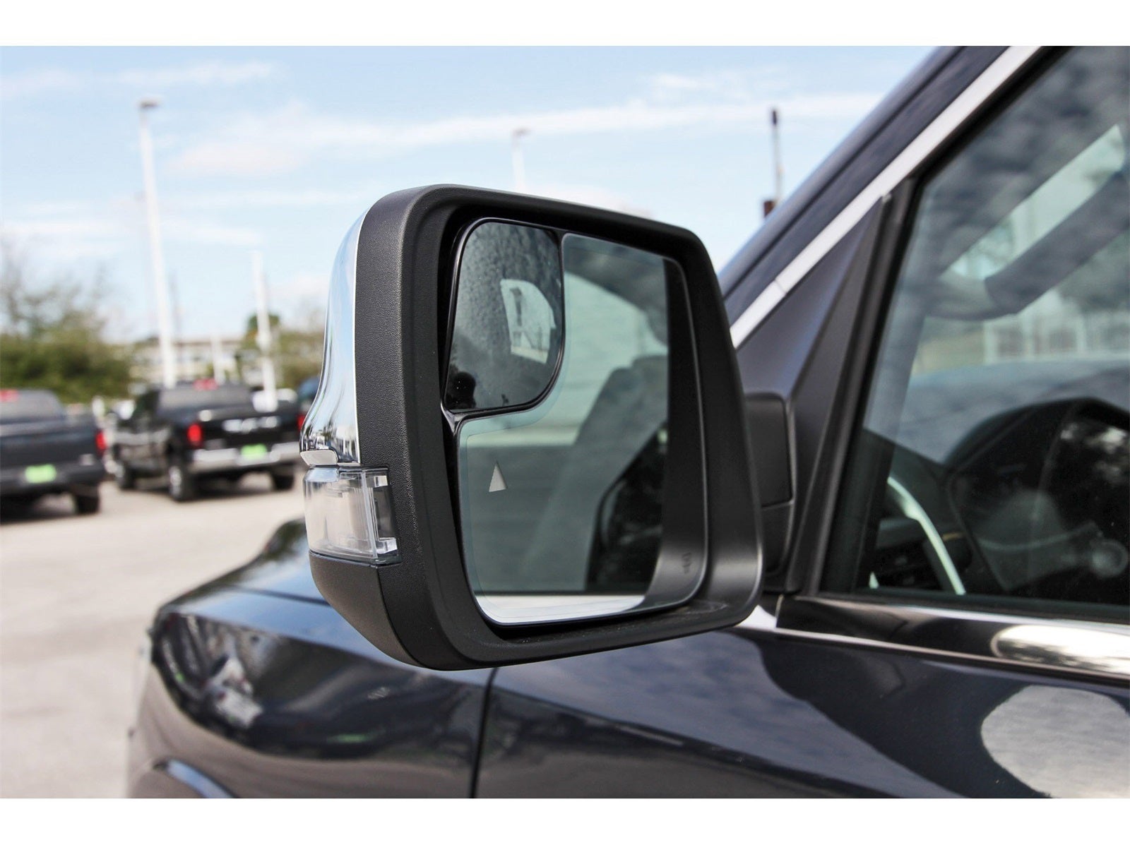 2026 RAM 1500 Tungsten 4x4 Crew Cab 5'7" Box