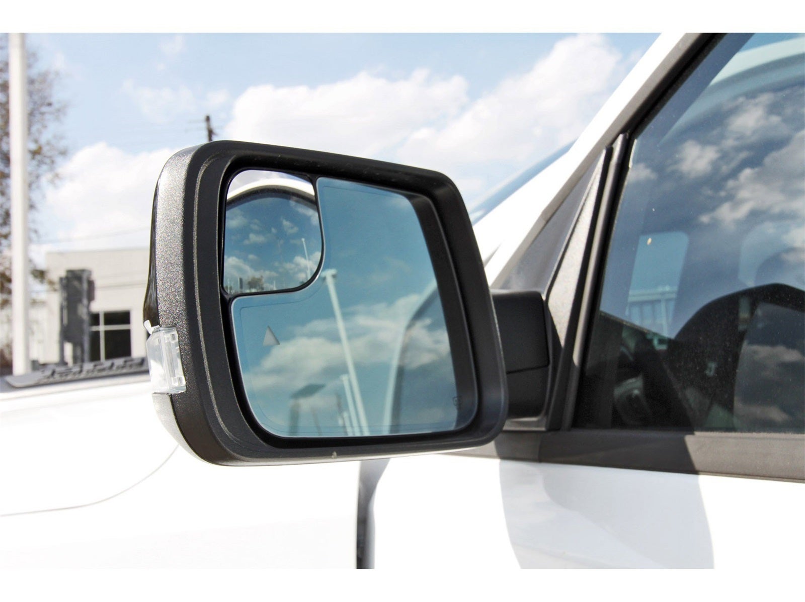 2026 RAM 1500 Rebel 4x4 Crew Cab 5'7" Box