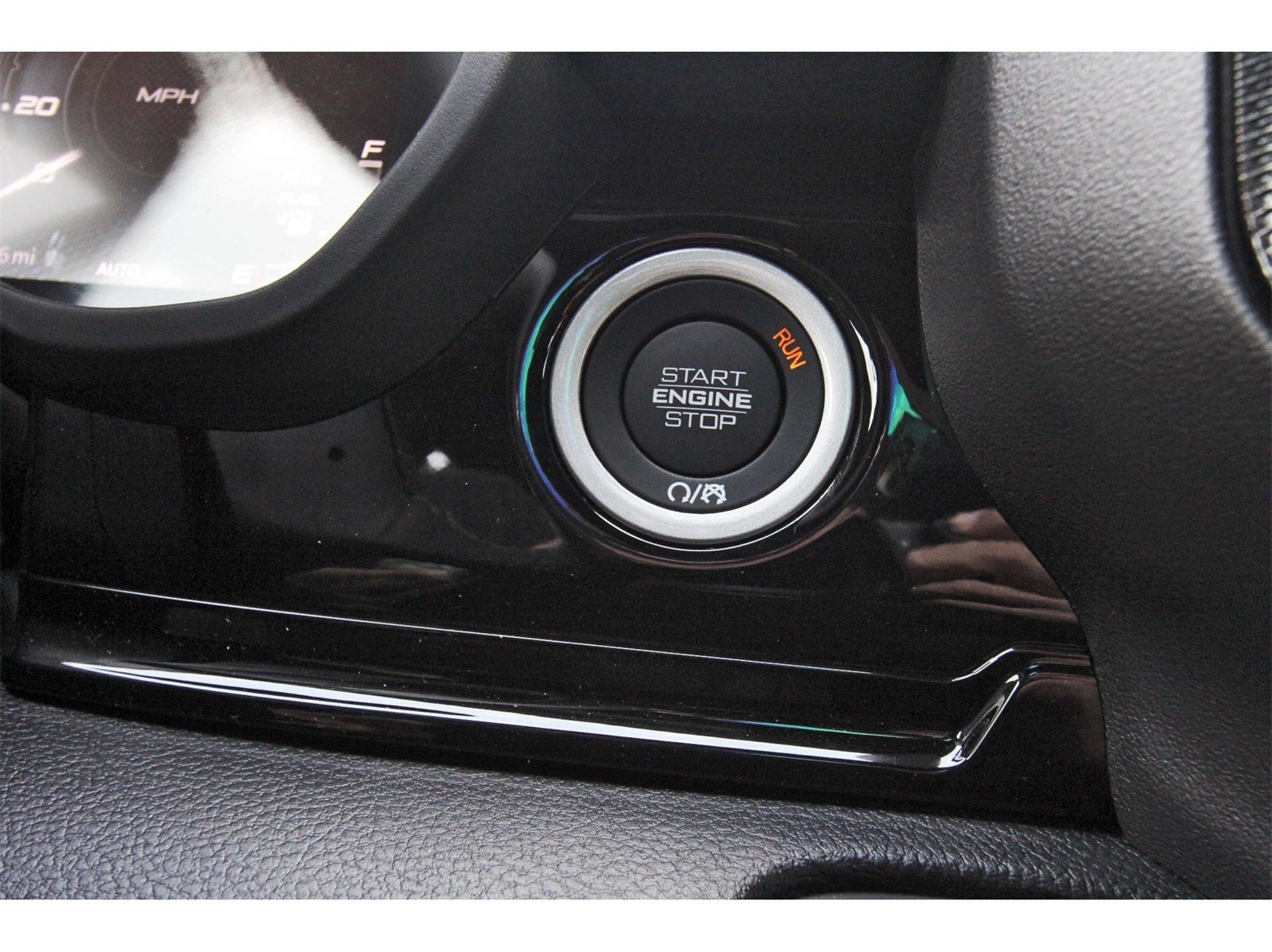 2026 RAM 1500 Rebel 4x4 Crew Cab 5'7" Box