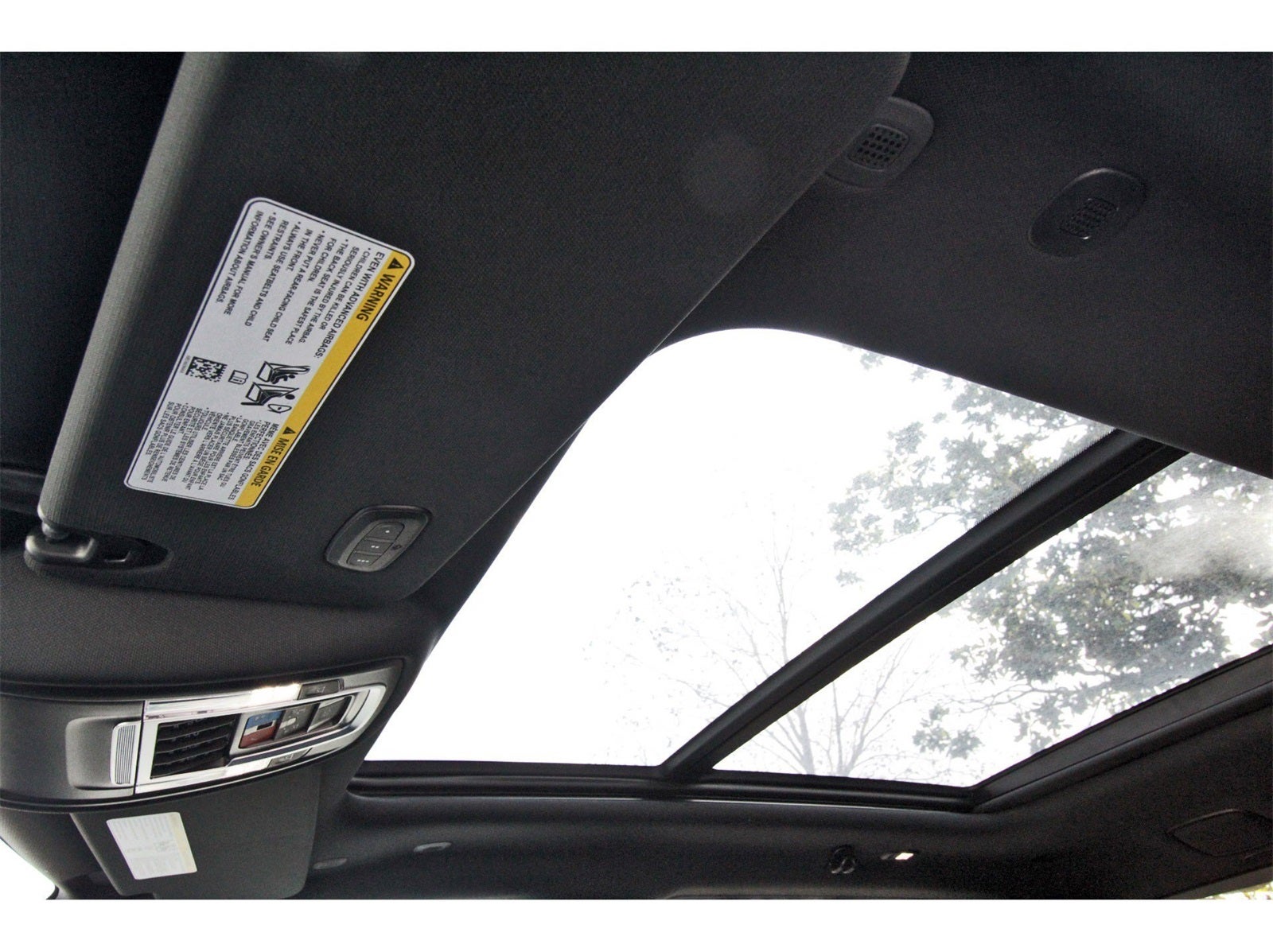 2026 RAM 1500 Rebel 4x4 Crew Cab 5'7" Box