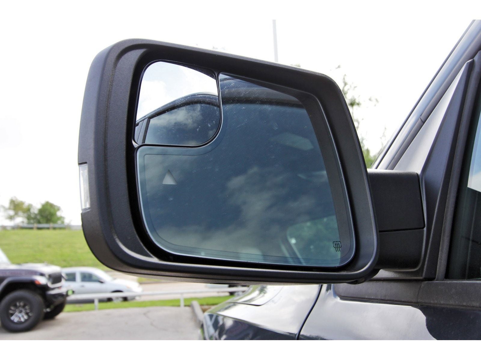 2026 RAM 1500 Rebel 4x4 Crew Cab 5'7" Box